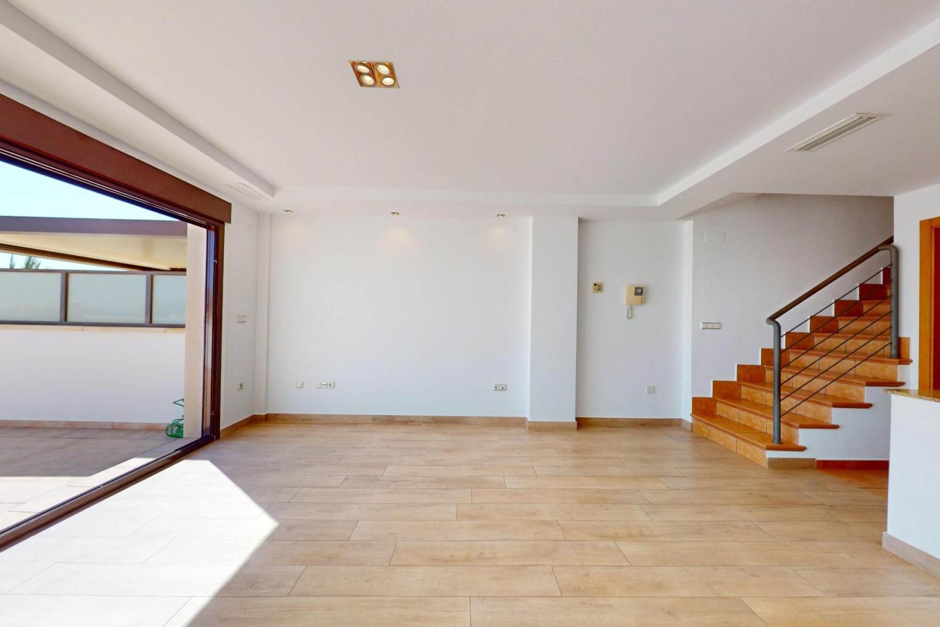 Resale - Apartment / flat - Arenales del Sol