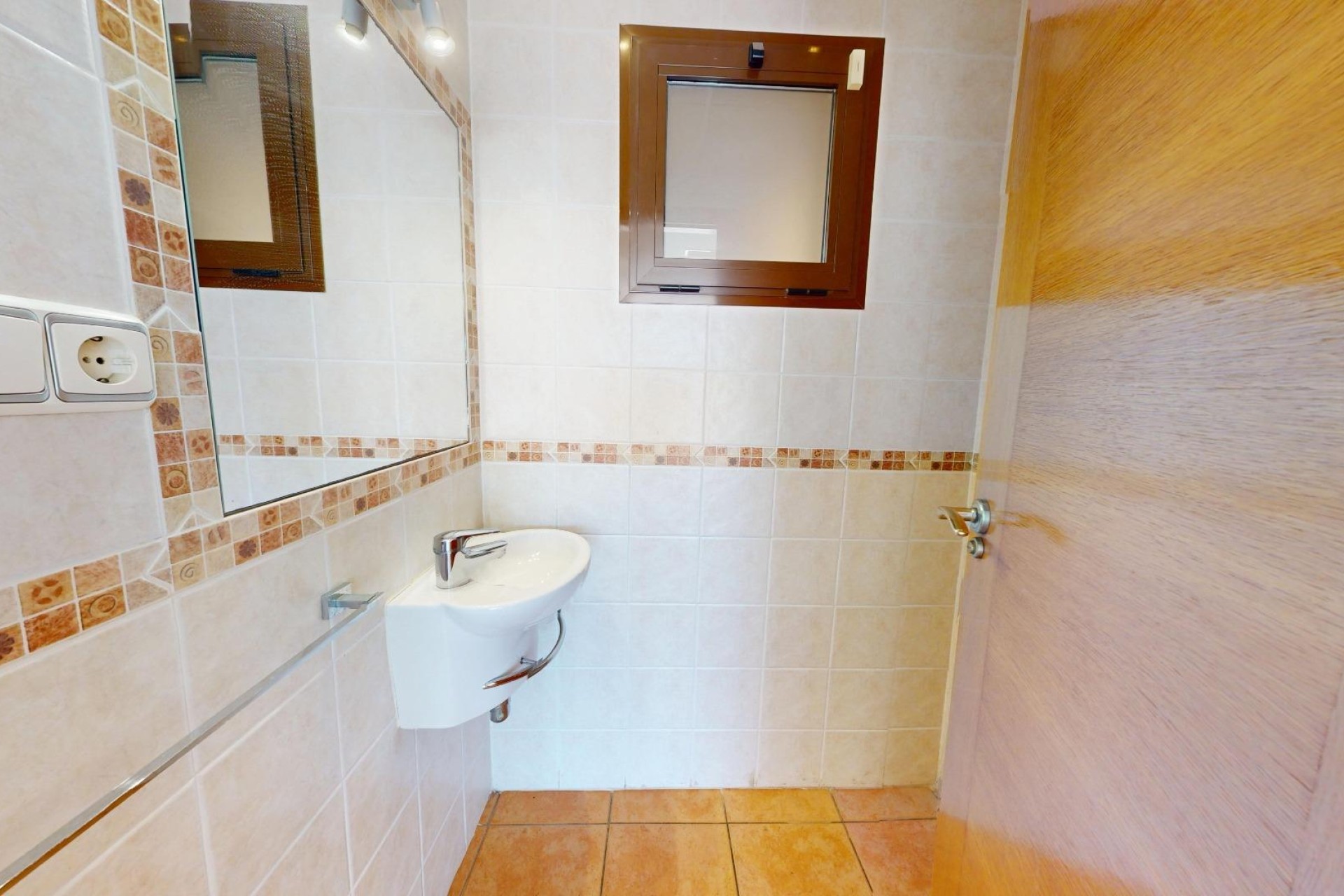 Resale - Apartment / flat - Arenales del Sol