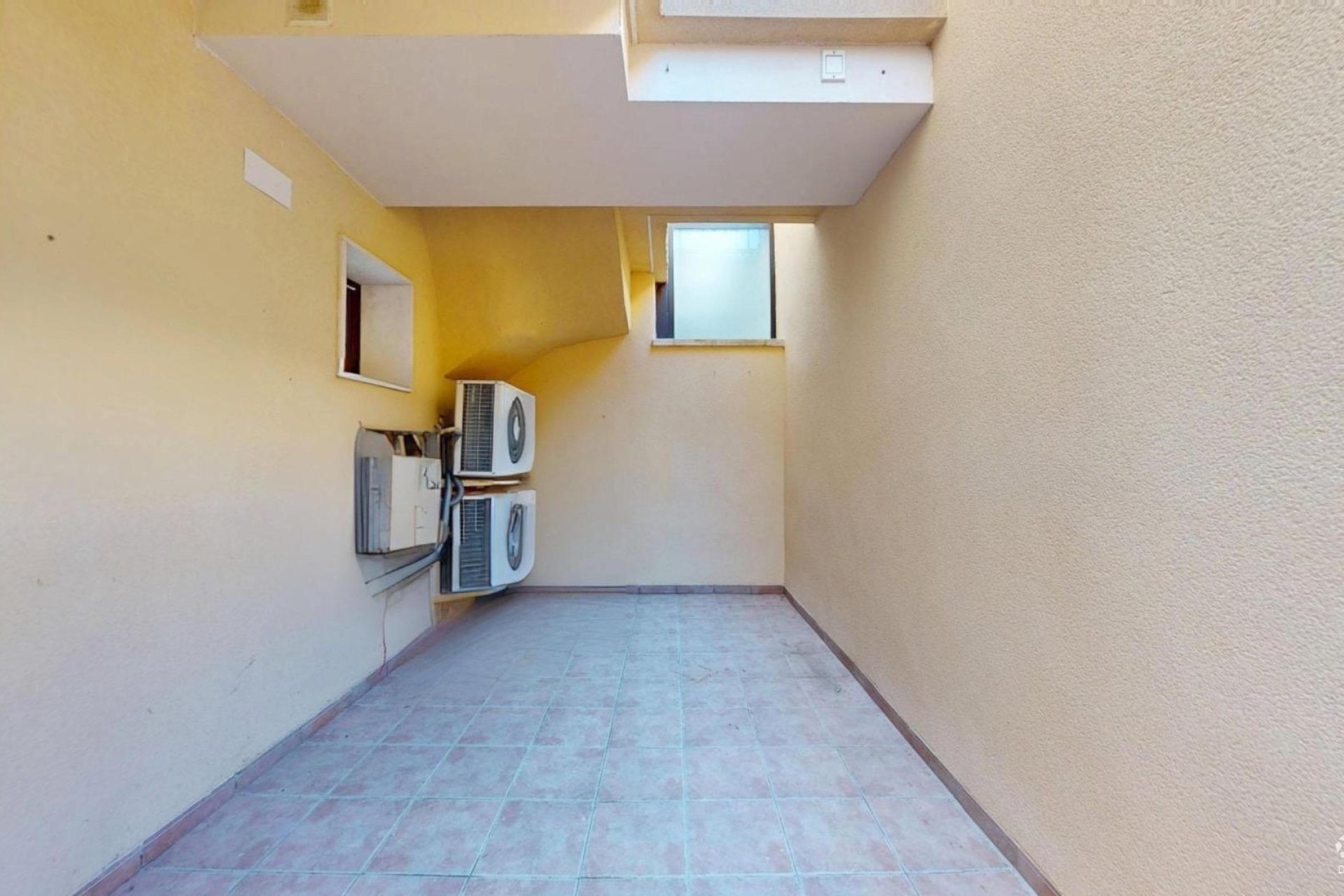 Resale - Apartment / flat - Arenales del Sol