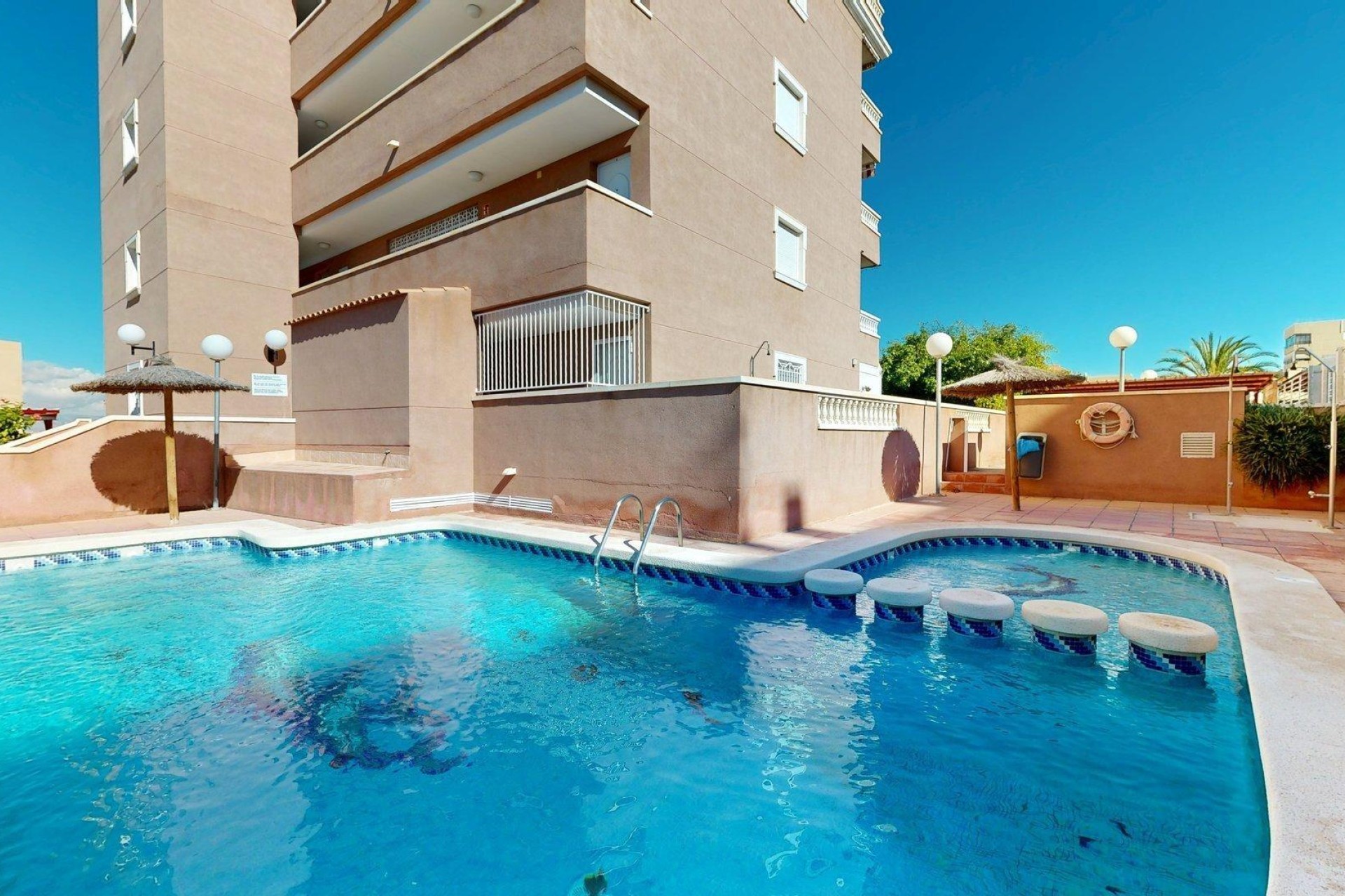 Resale - Apartment / flat - Arenales del Sol