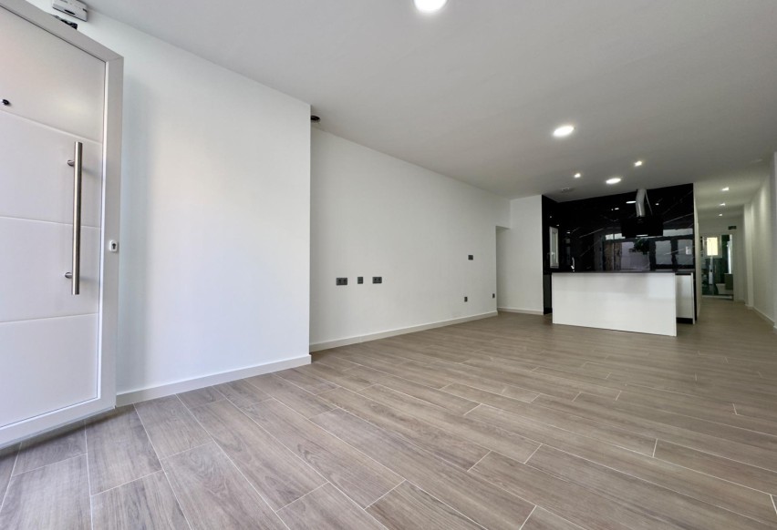 Resale - Apartment / flat - Aspe - Centro