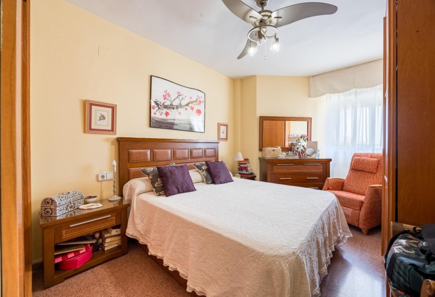 Resale - Apartment / flat - Benidorm - Colonia Madrid