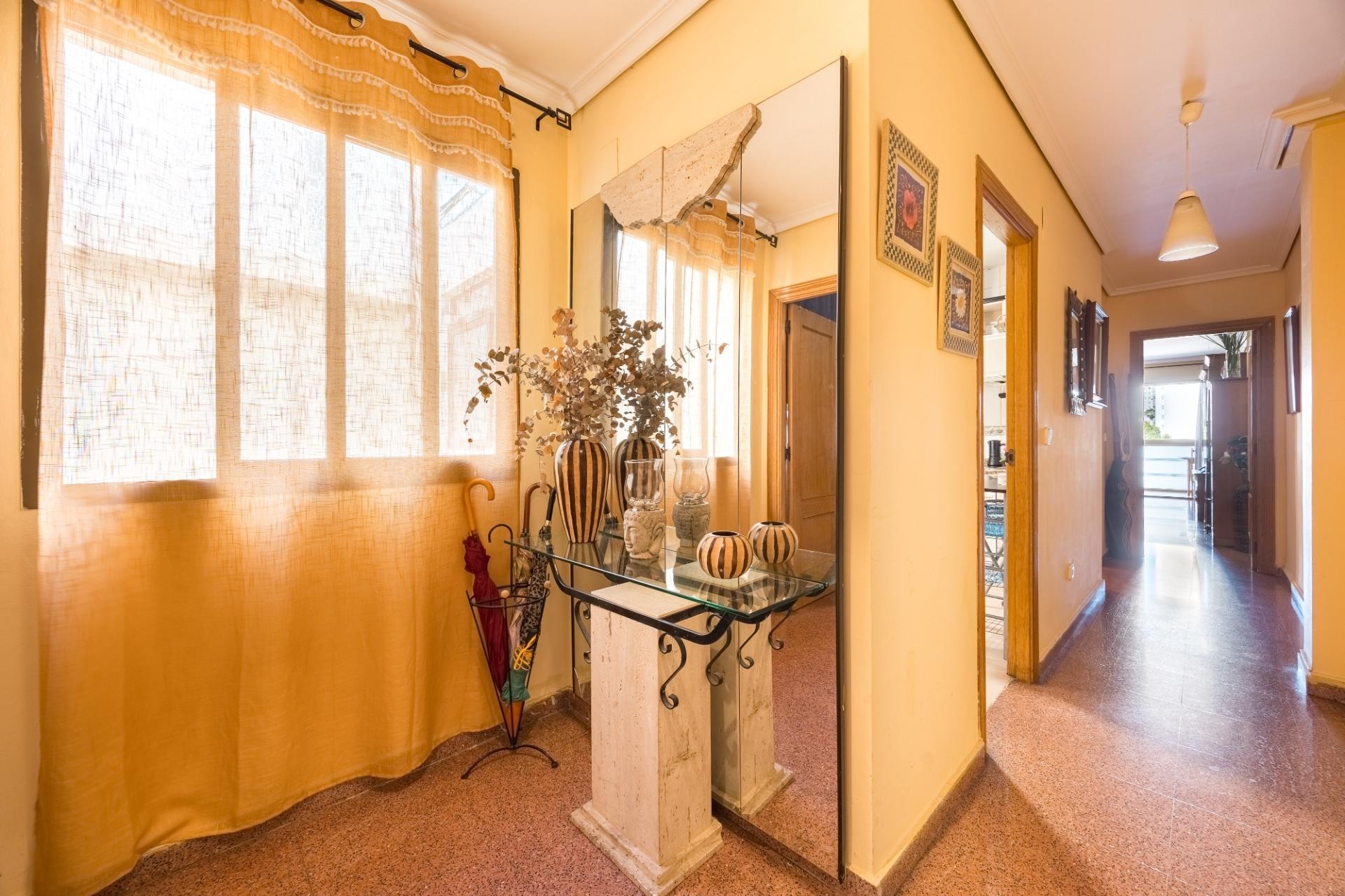 Resale - Apartment / flat - Benidorm - Colonia Madrid