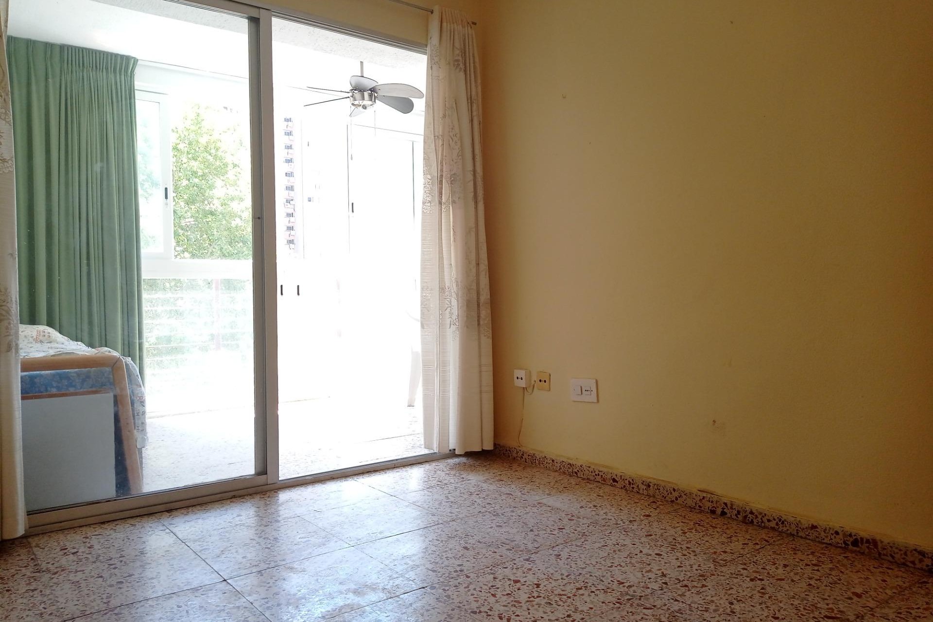 Resale - Apartment / flat - Benidorm - Levante