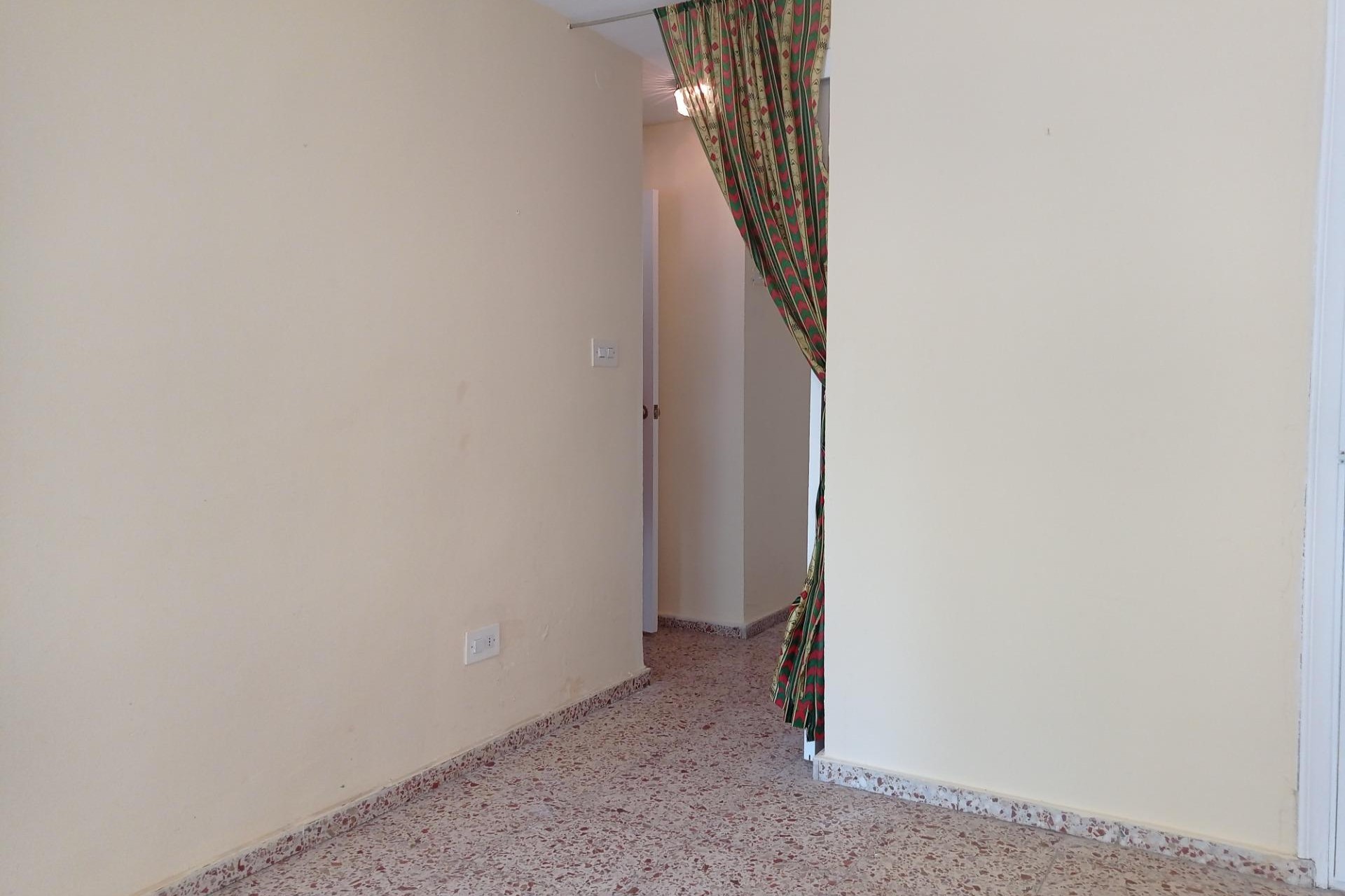 Resale - Apartment / flat - Benidorm - Levante