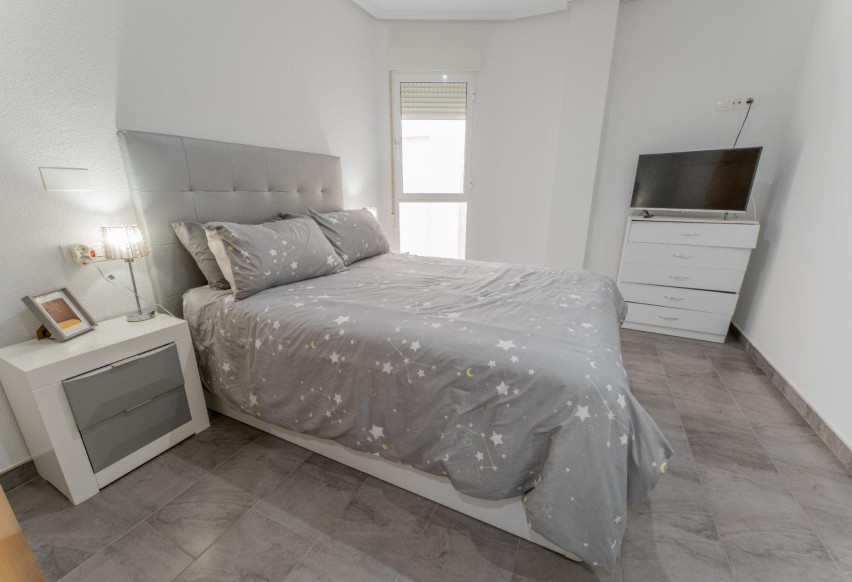 Resale - Apartment / flat - Dolores - Cervantes