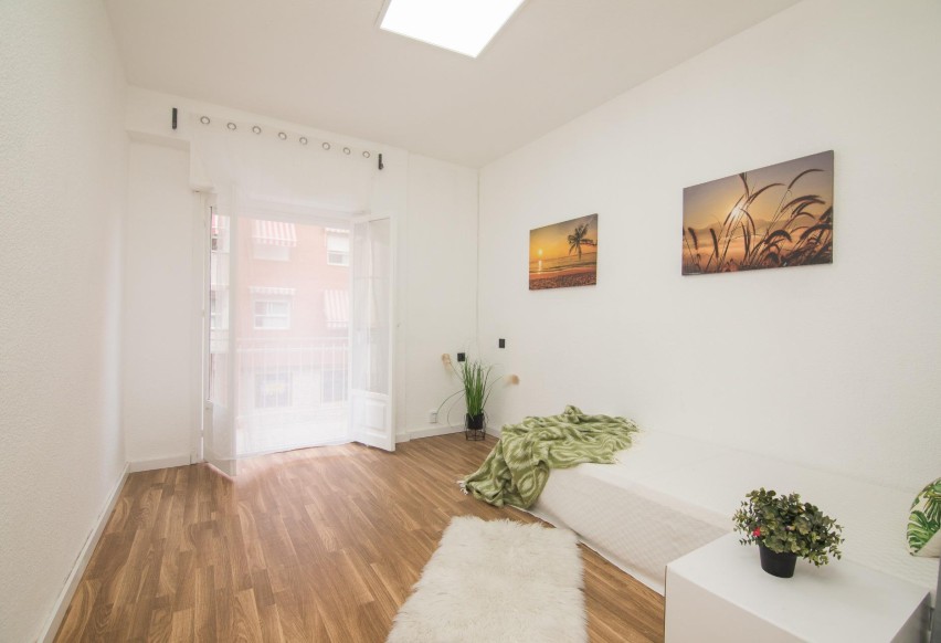 Resale - Apartment / flat - Elche - Altabix