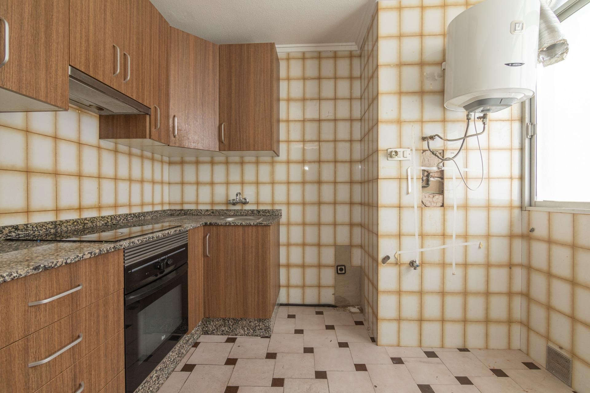 Resale - Apartment / flat - Elche - Asilo - Pisos Azules
