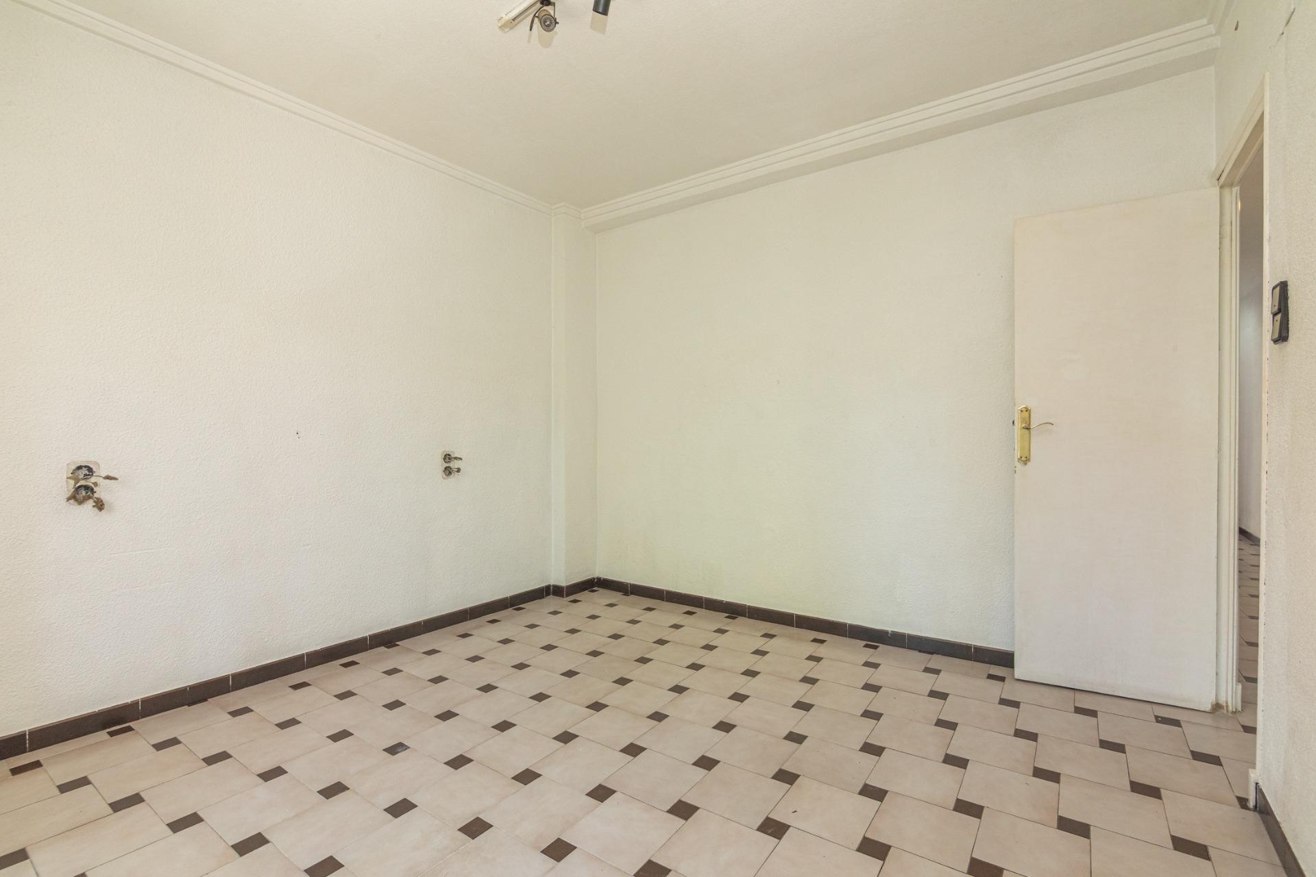 Resale - Apartment / flat - Elche - Asilo - Pisos Azules