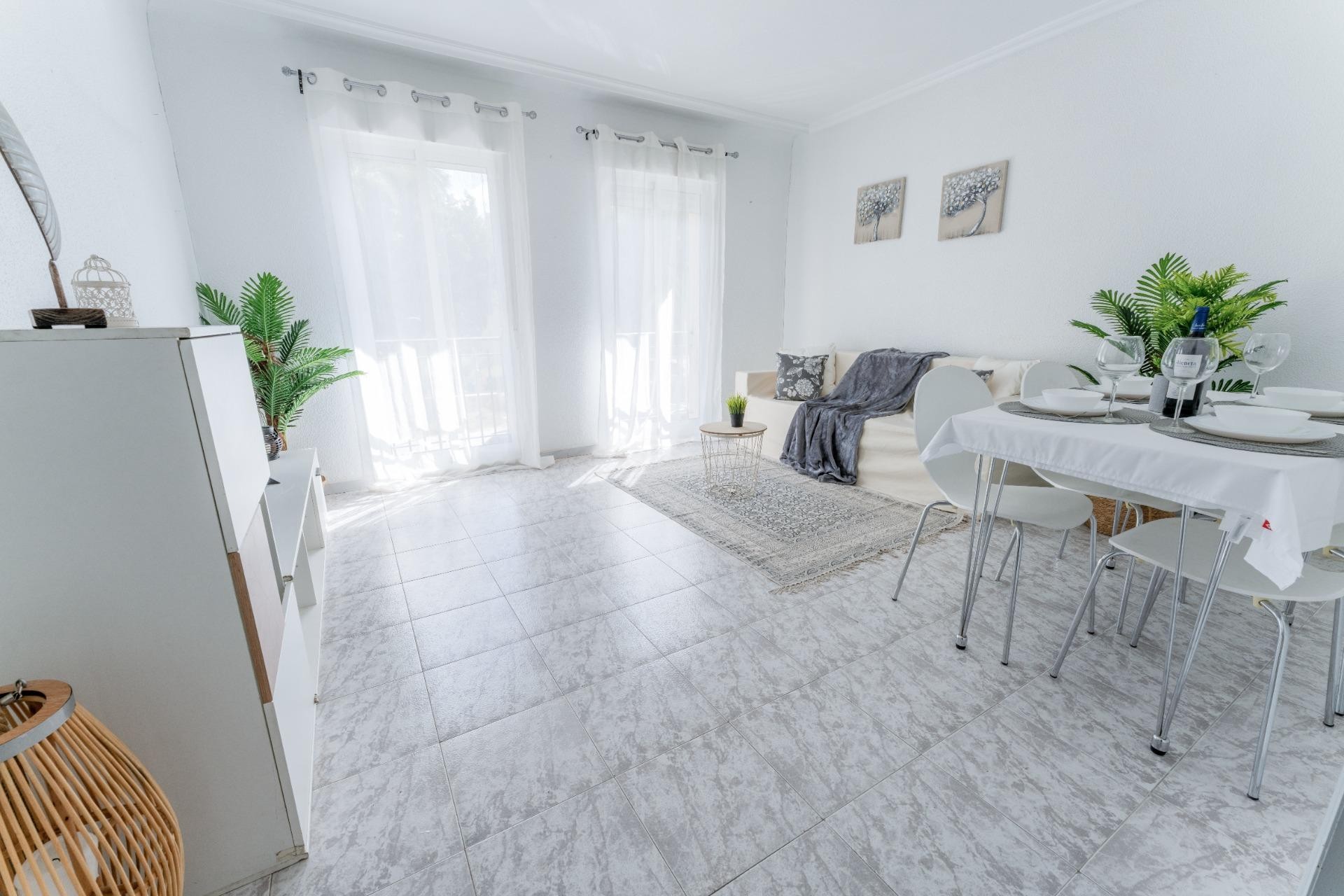 Resale - Apartment / flat - Elche - Asilo - Pisos Azules