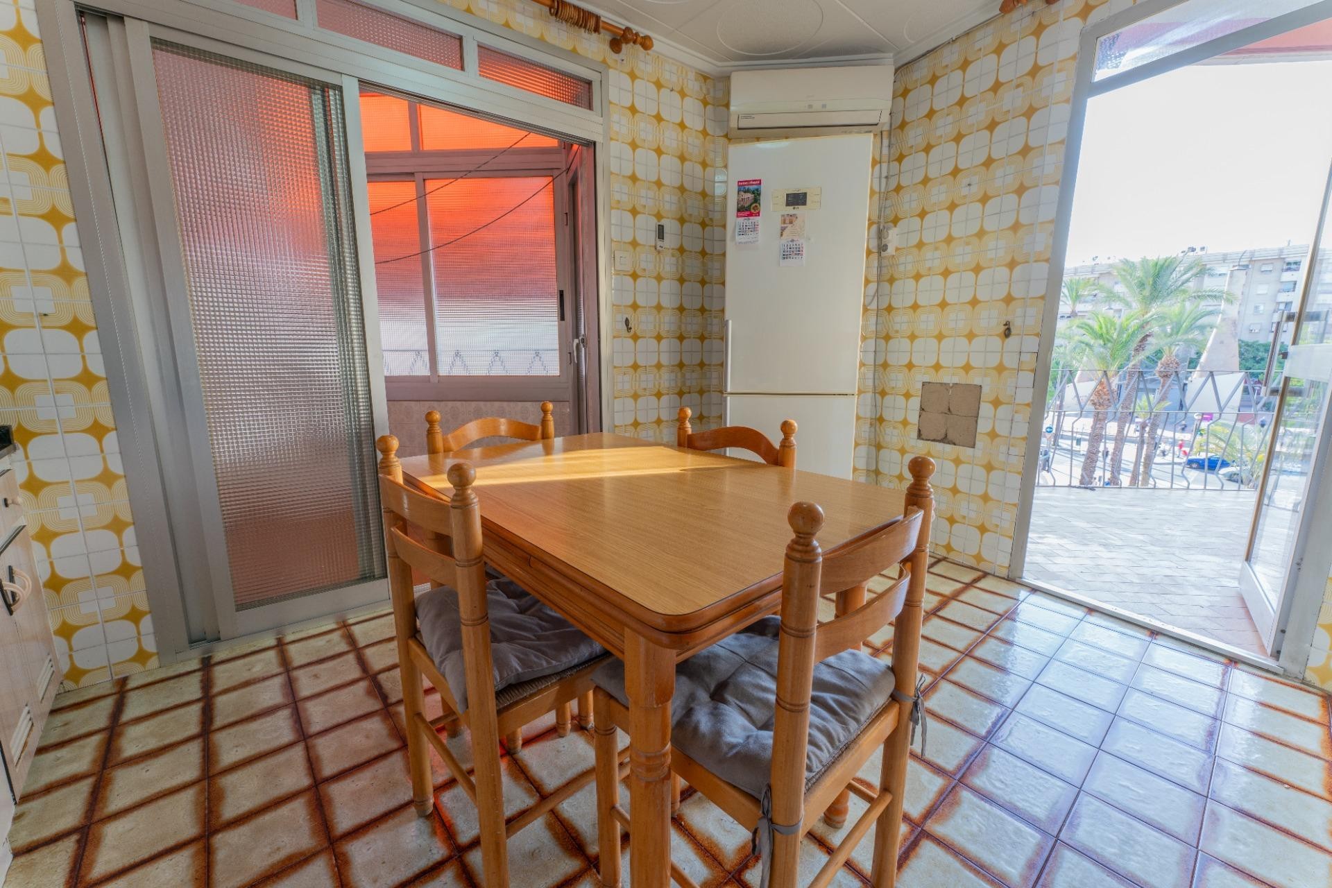 Resale - Apartment / flat - Elche - Center