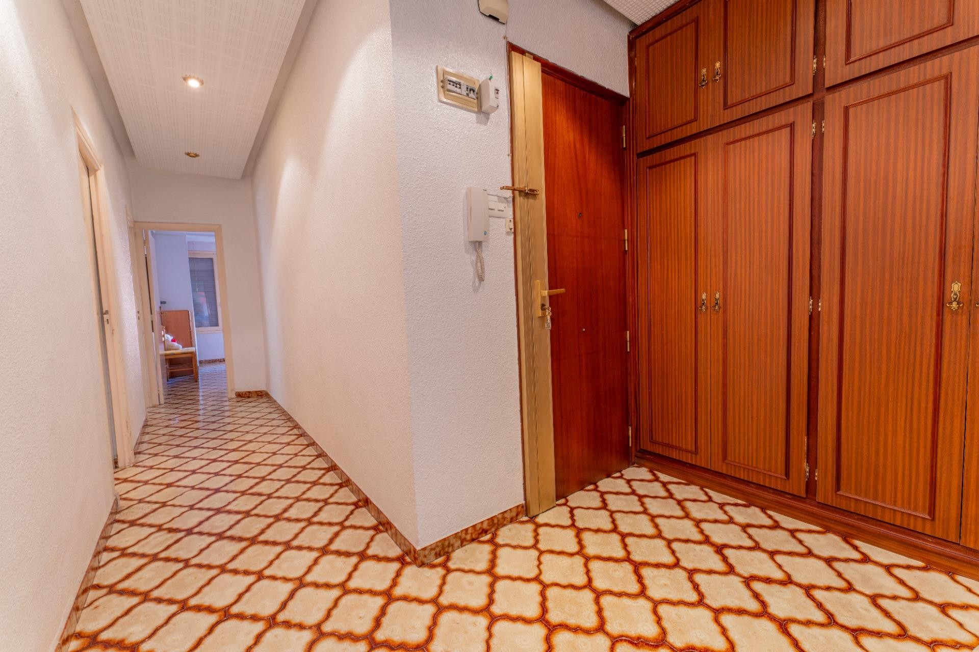 Resale - Apartment / flat - Elche - Center