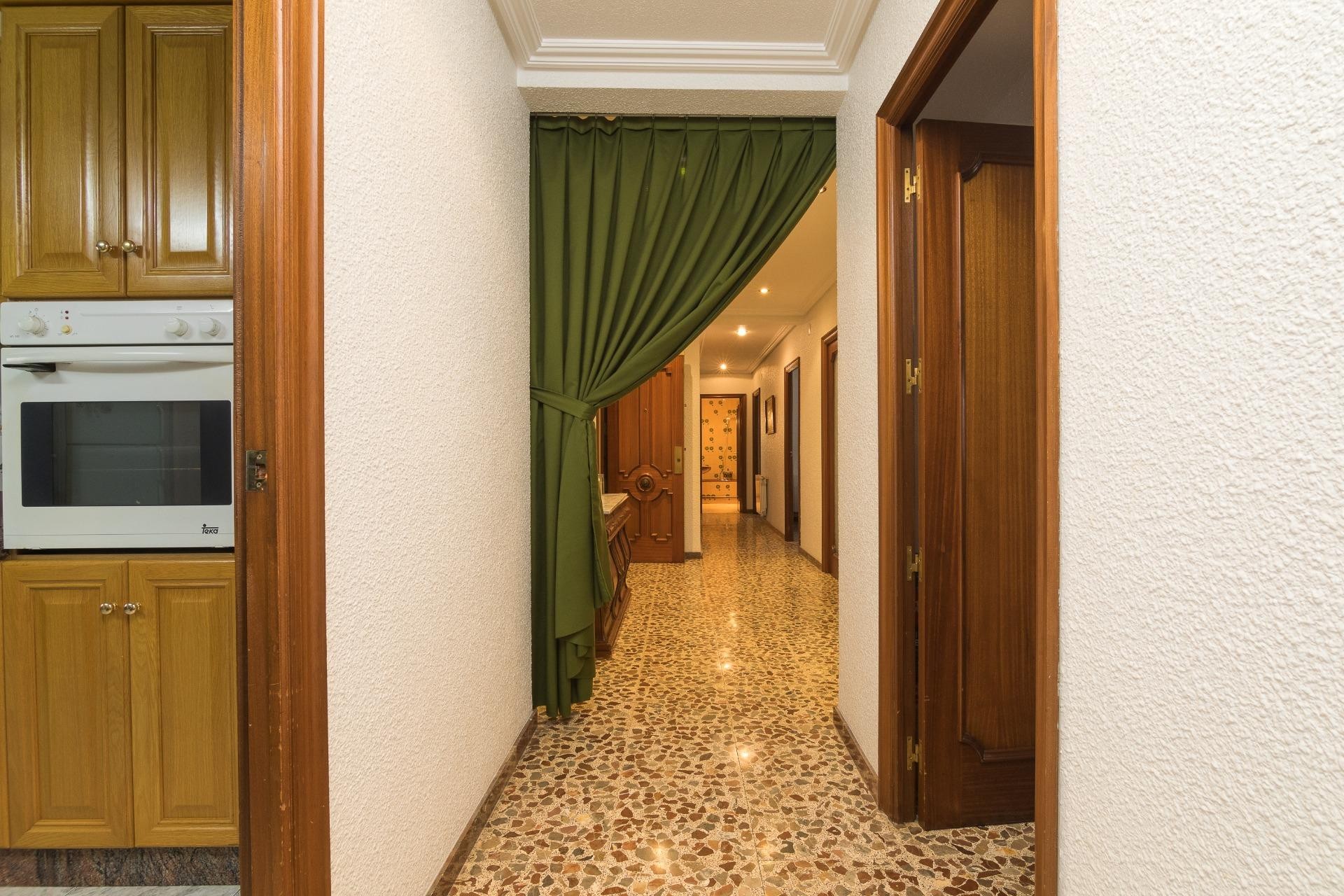 Resale - Apartment / flat - Elche - Center