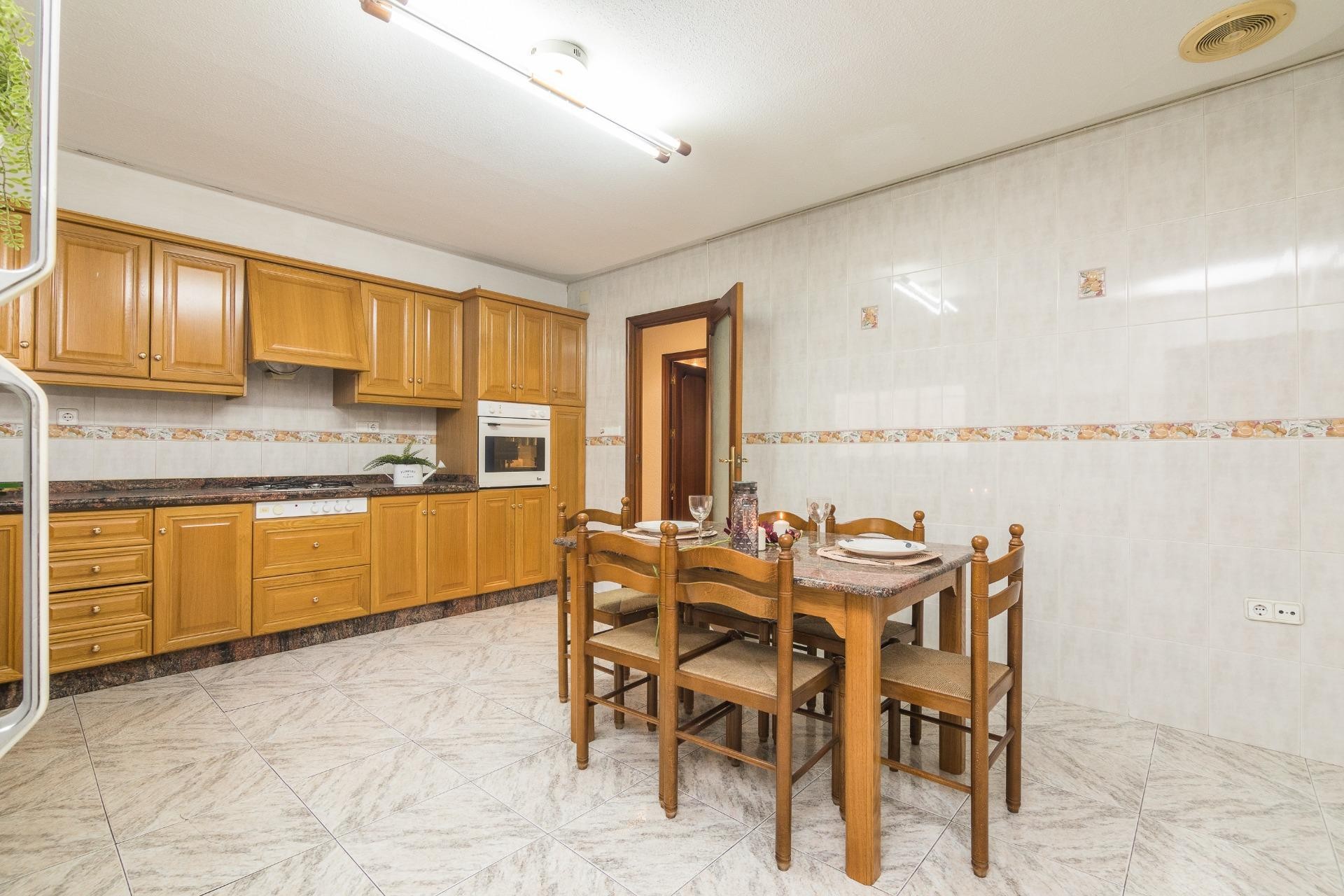 Resale - Apartment / flat - Elche - Center