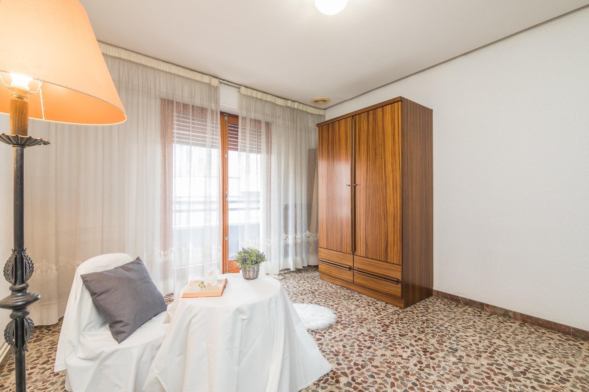 Resale - Apartment / flat - Elche - Center