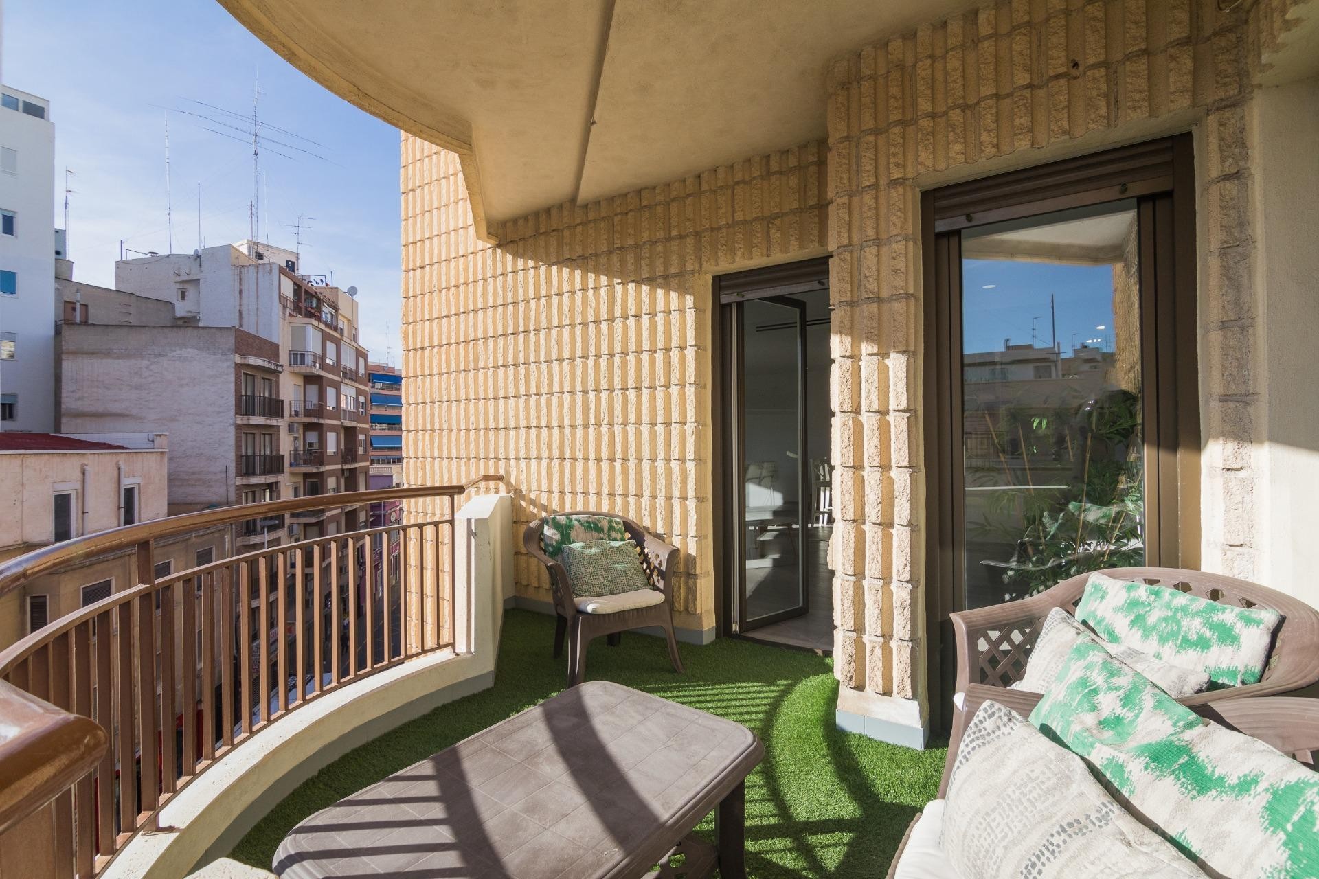 Resale - Apartment / flat - Elche - Center