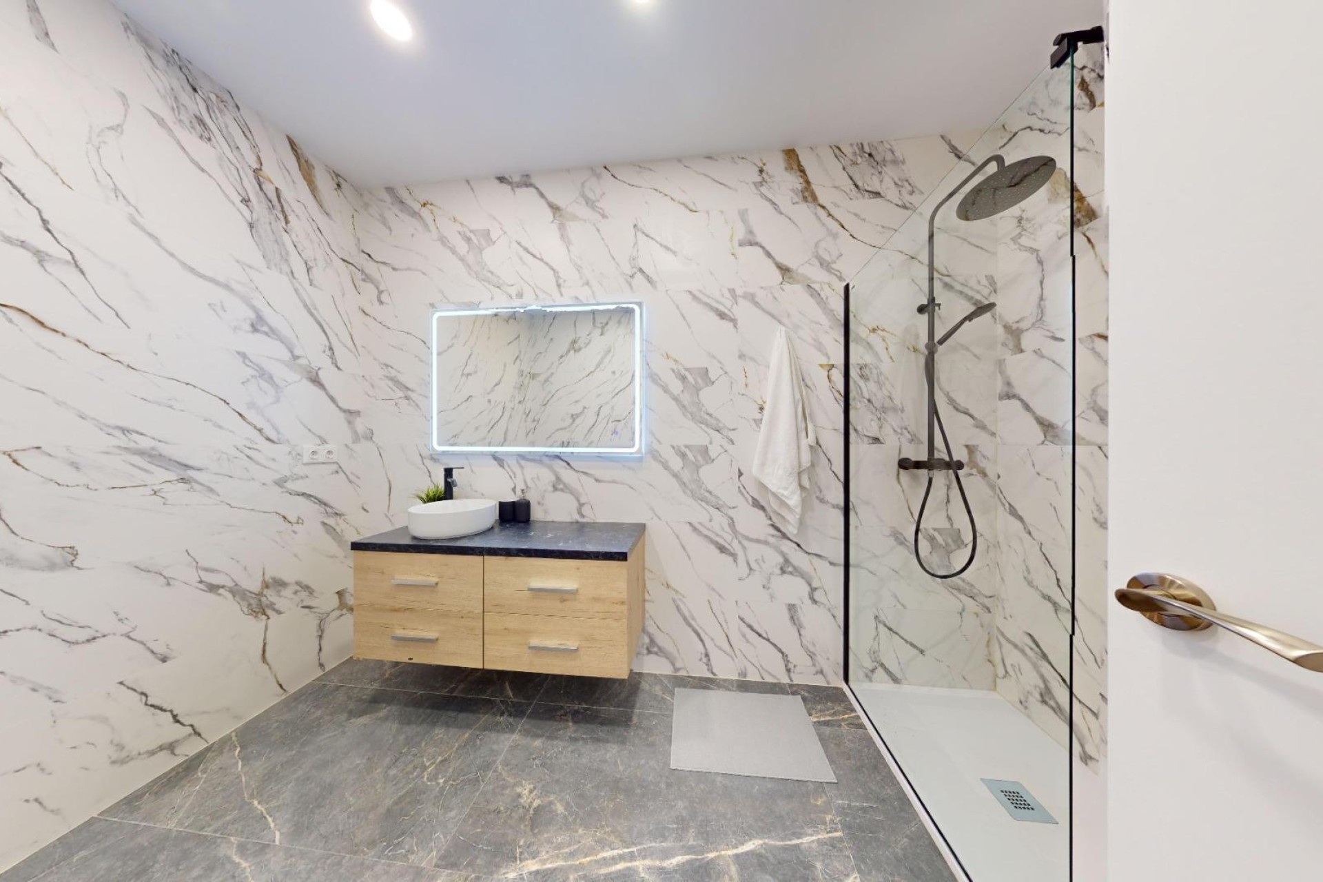 Resale - Apartment / flat - Elche - Center