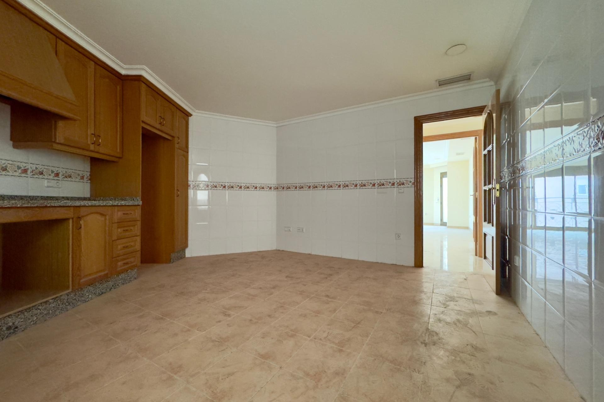 Resale - Apartment / flat - Elche - Center