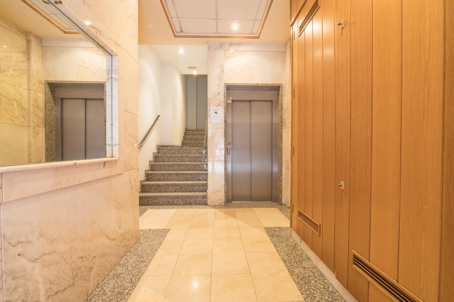 Resale - Apartment / flat - Elche - Center