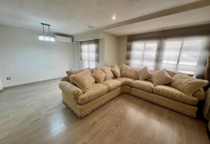Resale - Apartment / flat - Elche - Corazon de Jesus