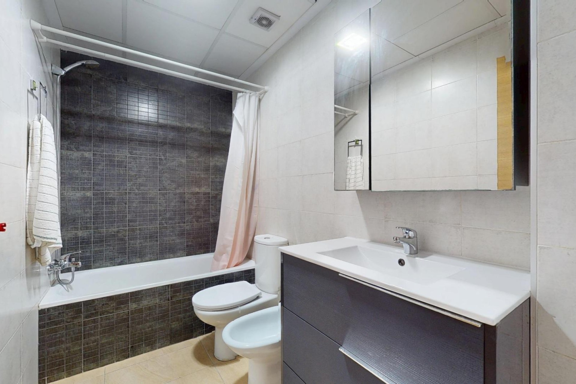 Resale - Apartment / flat - Elche - Corazon de Jesus