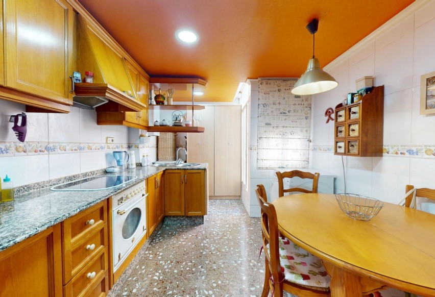 Resale - Apartment / flat - Elche - Corazon de Jesus