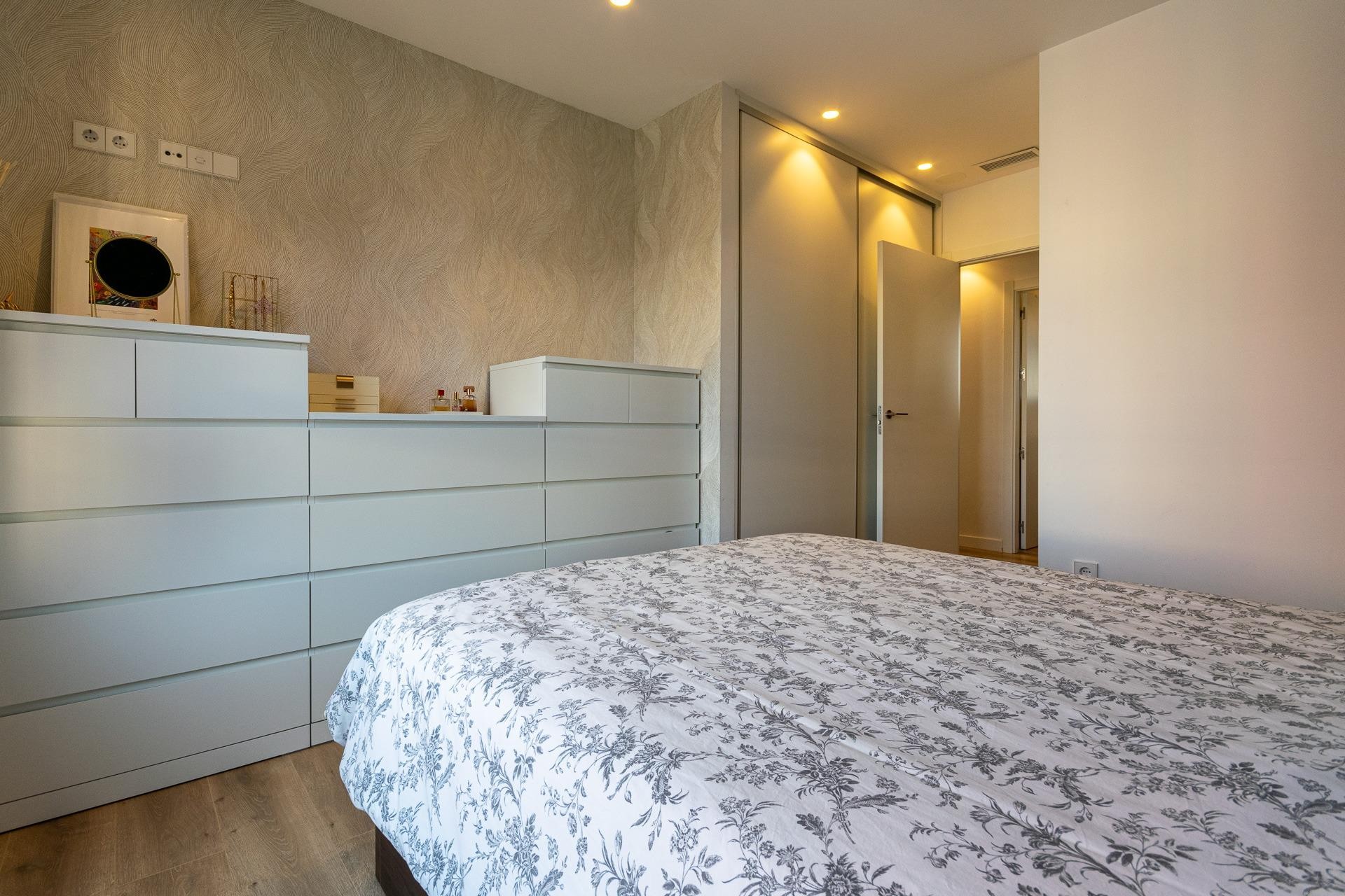 Resale - Apartment / flat - Elche - Corte Ingles