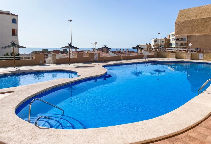 Resale - Apartment / flat - Elche - Playa arenales del sol