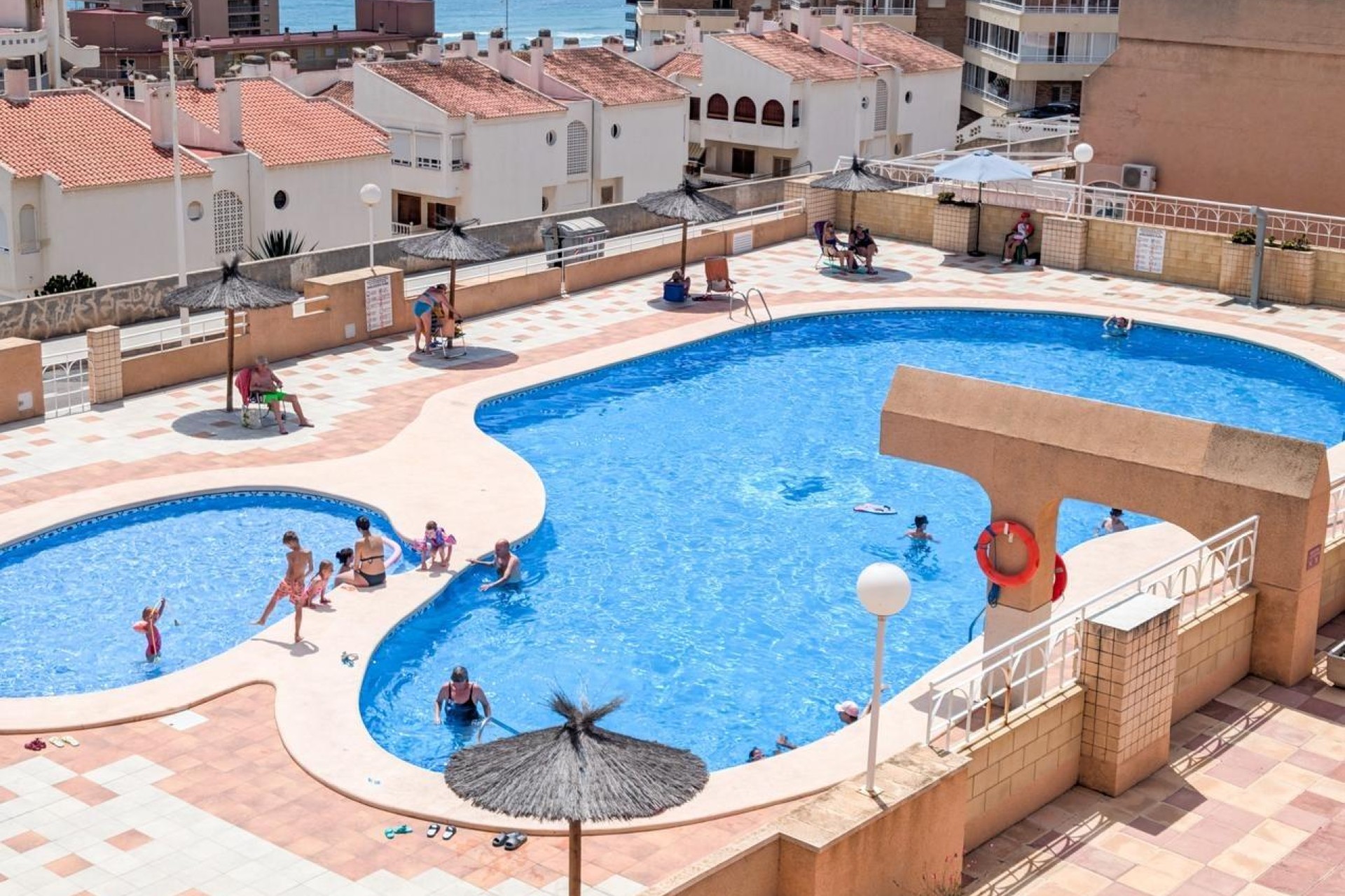 Resale - Apartment / flat - Elche - Playa arenales del sol