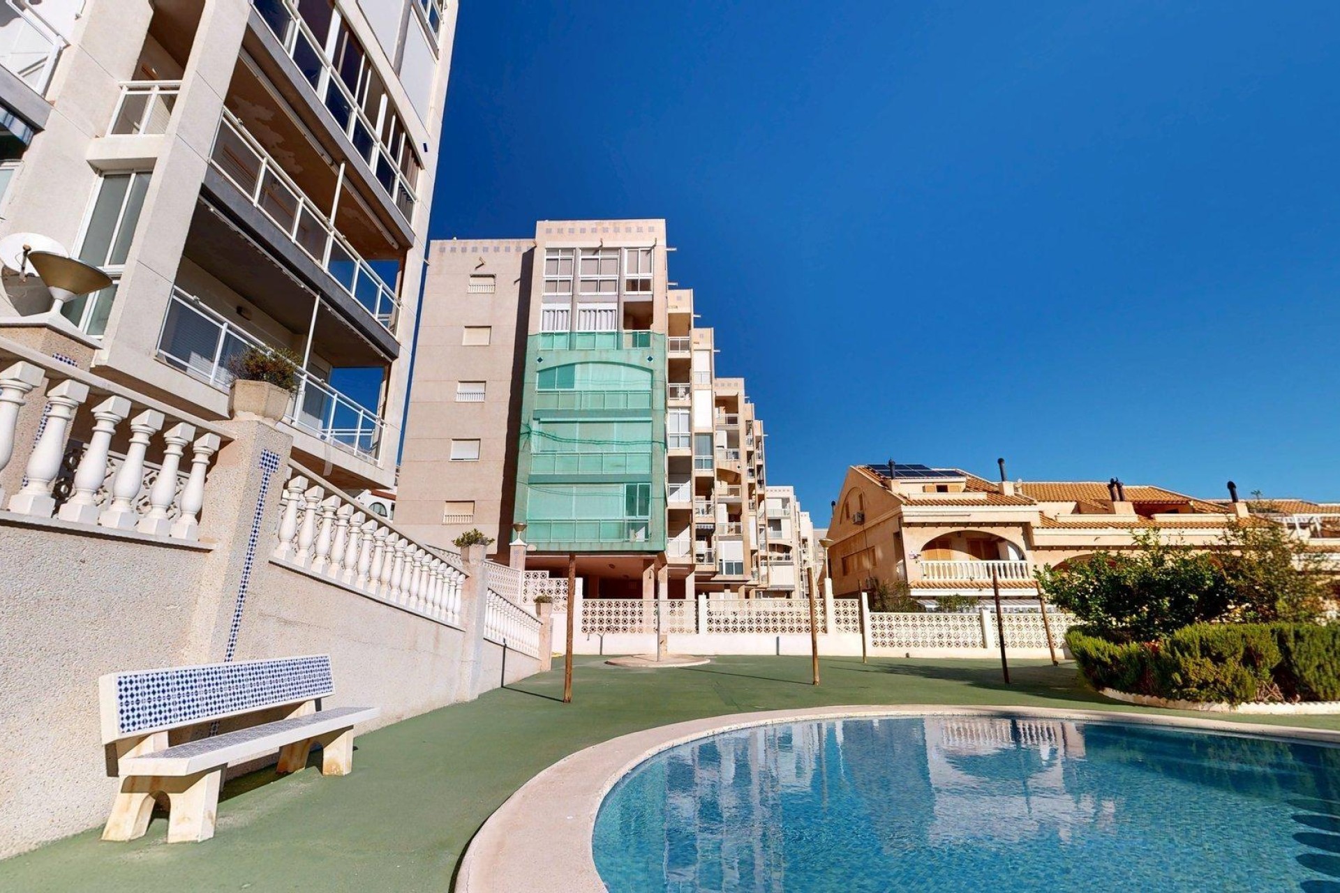 Resale - Apartment / flat - Elche - Playa arenales del sol