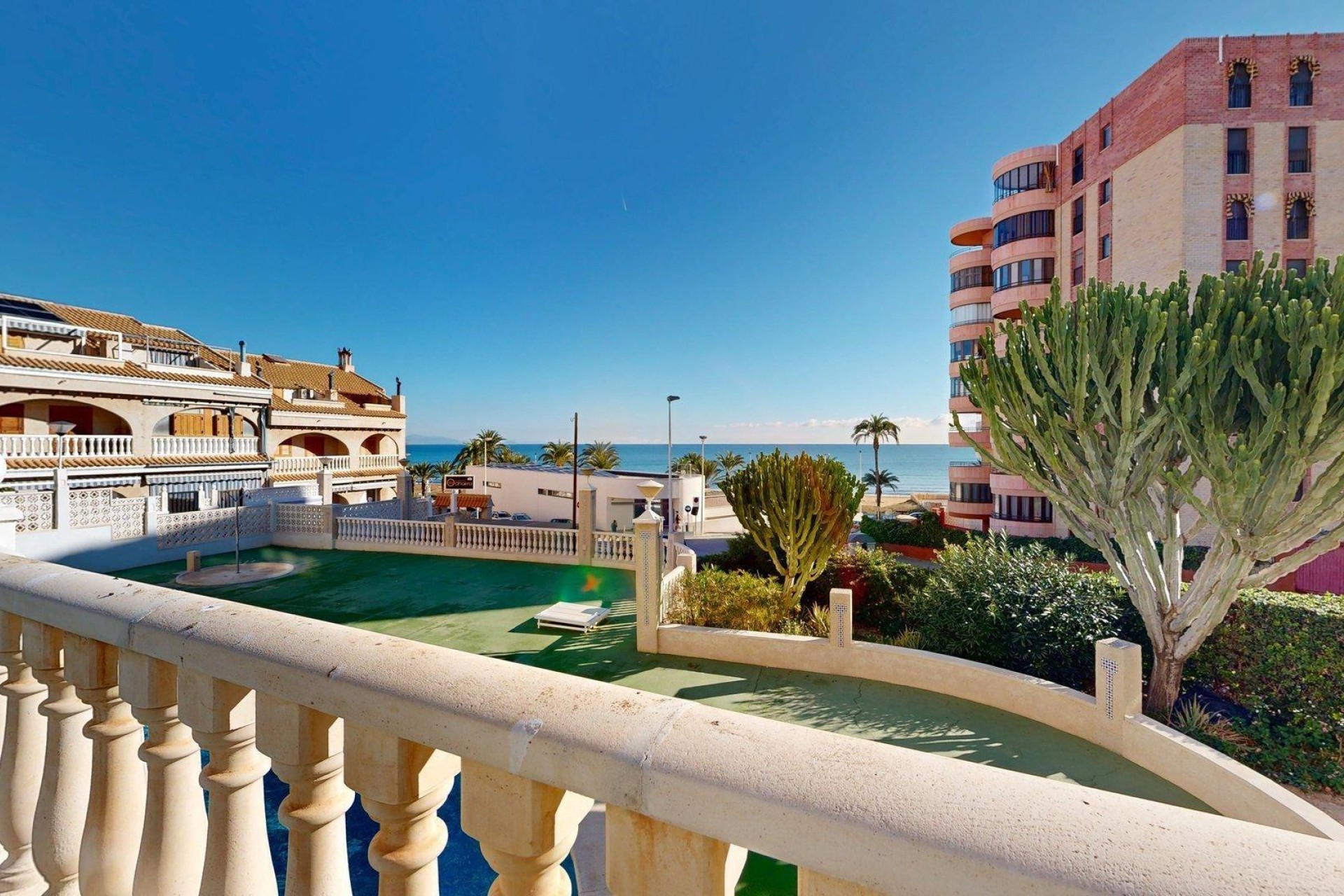 Resale - Apartment / flat - Elche - Playa arenales del sol