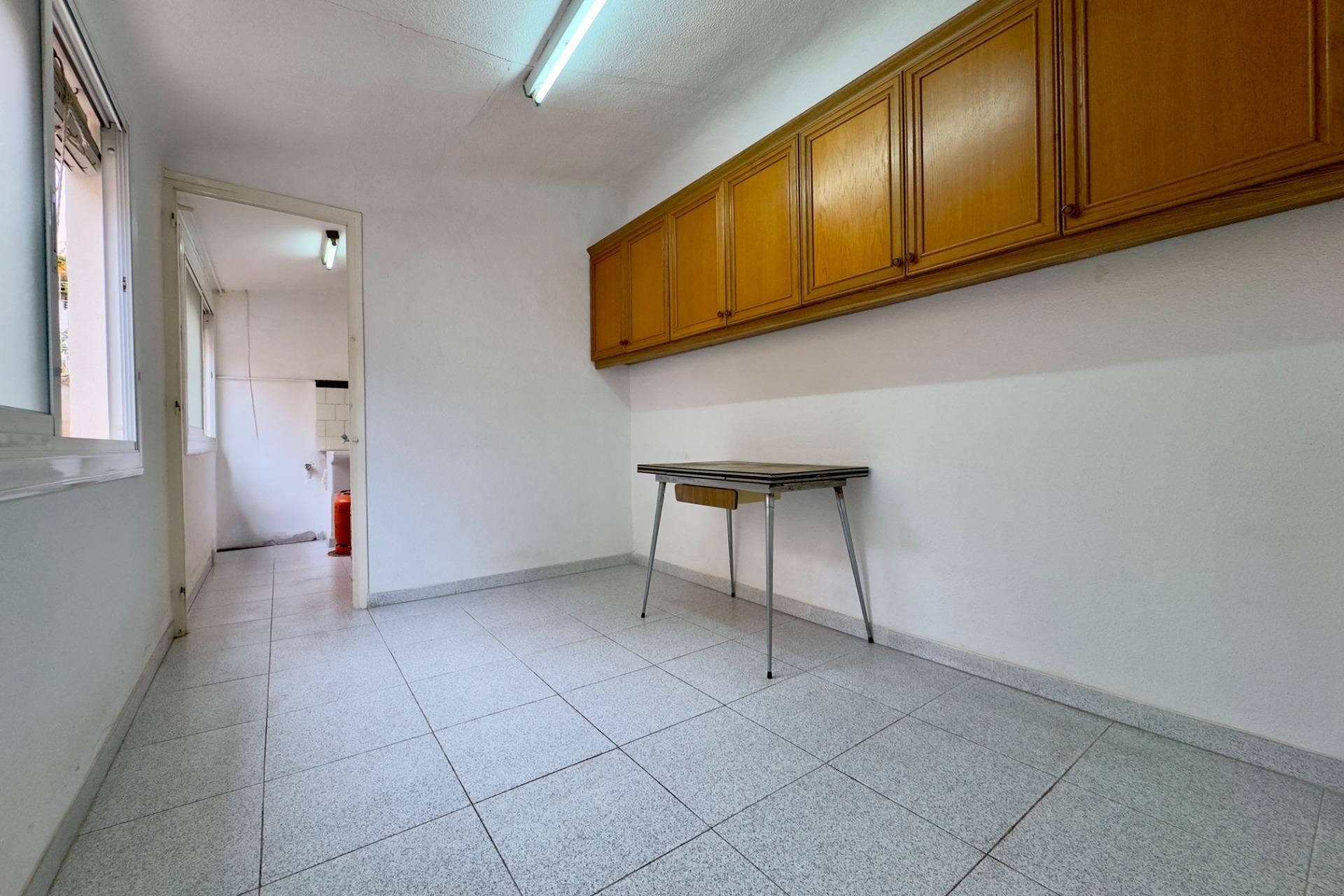Resale - Apartment / flat - Elche - Plaza Barcelona