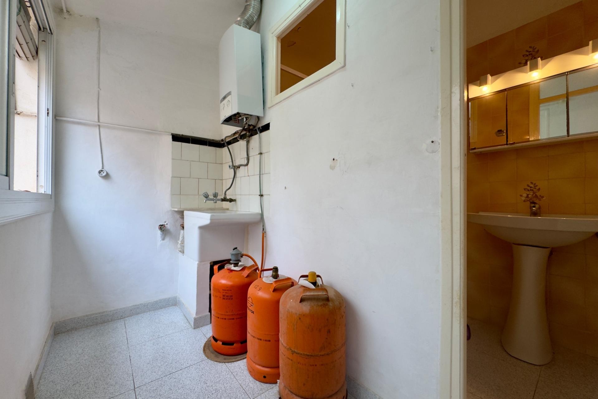 Resale - Apartment / flat - Elche - Plaza Barcelona
