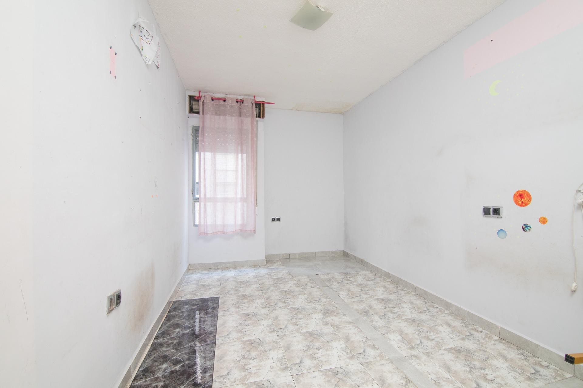 Resale - Apartment / flat - Elche - Plaza Barcelona