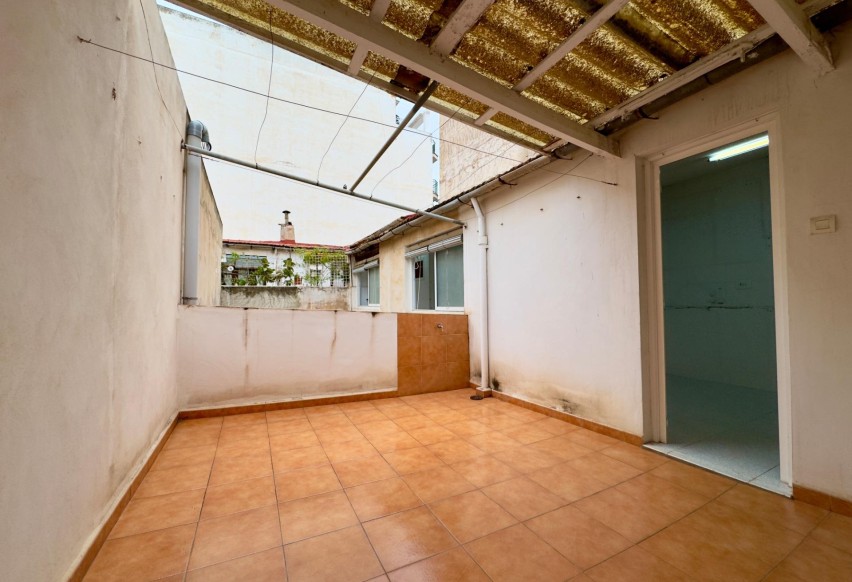 Resale - Apartment / flat - Elche - Plaza Barcelona