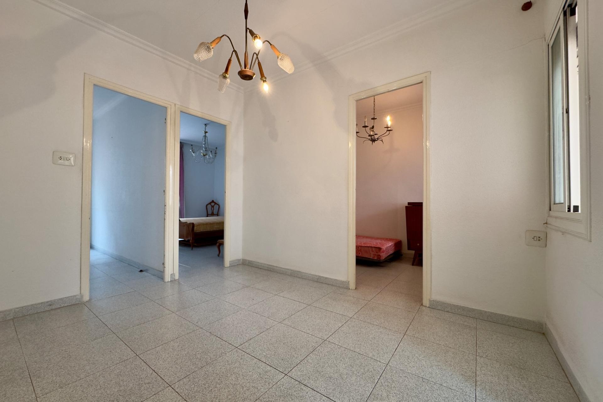 Resale - Apartment / flat - Elche - Plaza Barcelona