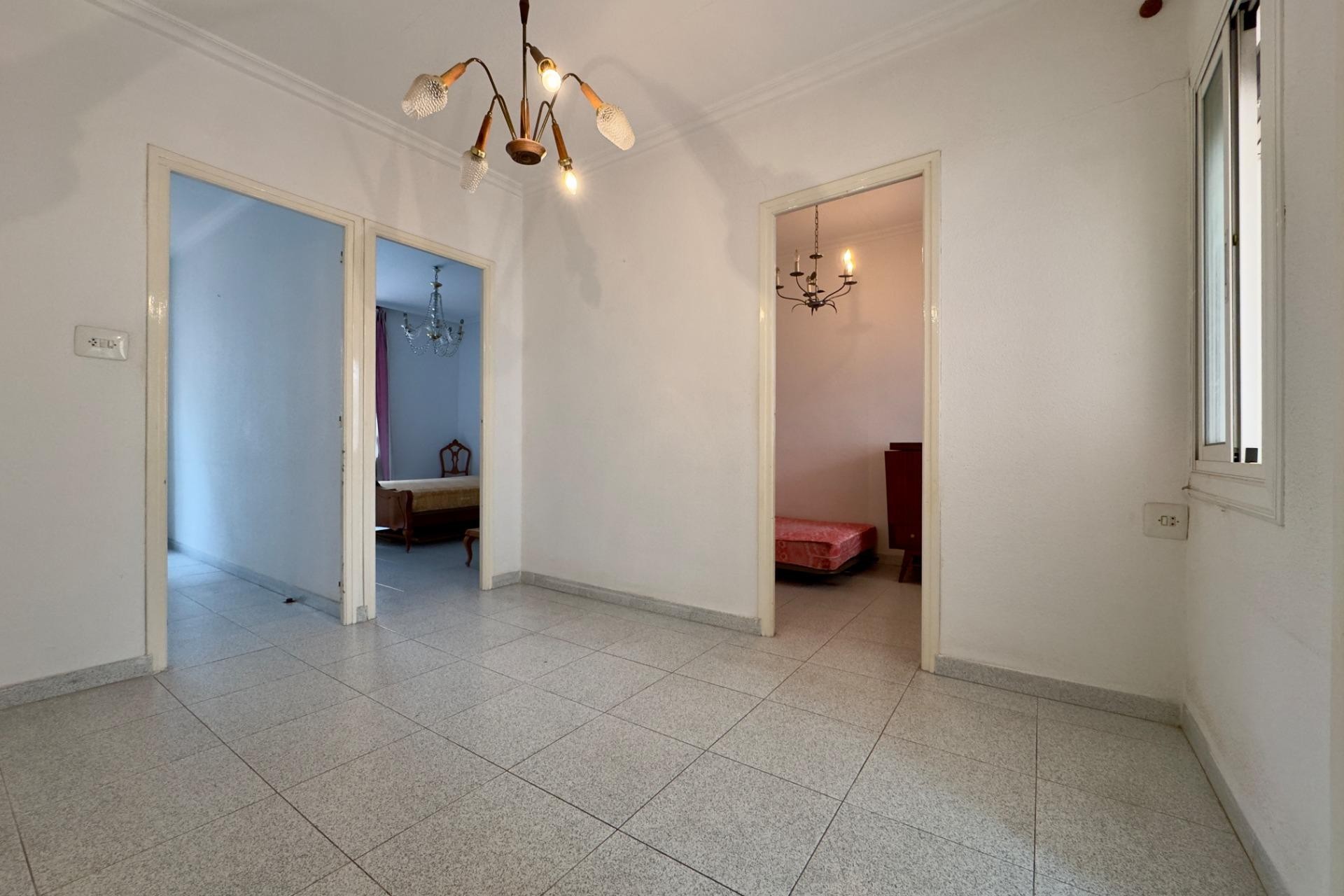 Resale - Apartment / flat - Elche - Plaza Barcelona
