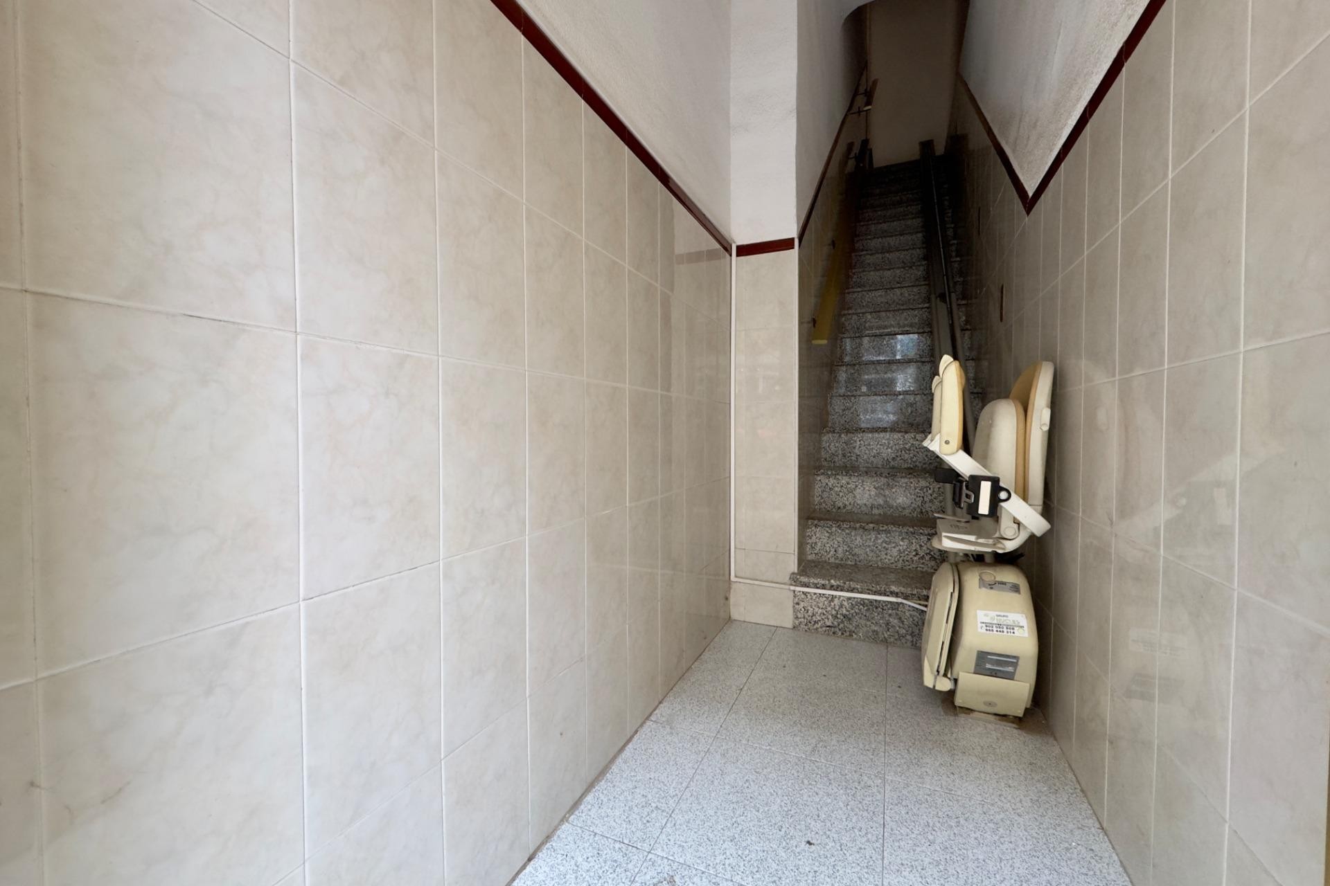 Resale - Apartment / flat - Elche - Plaza Barcelona