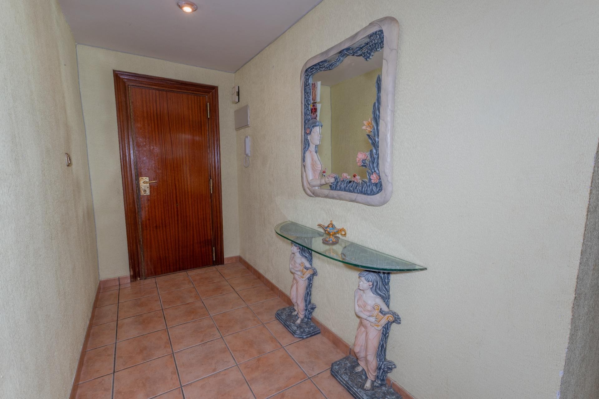 Resale - Apartment / flat - Elche - Plaza Barcelona