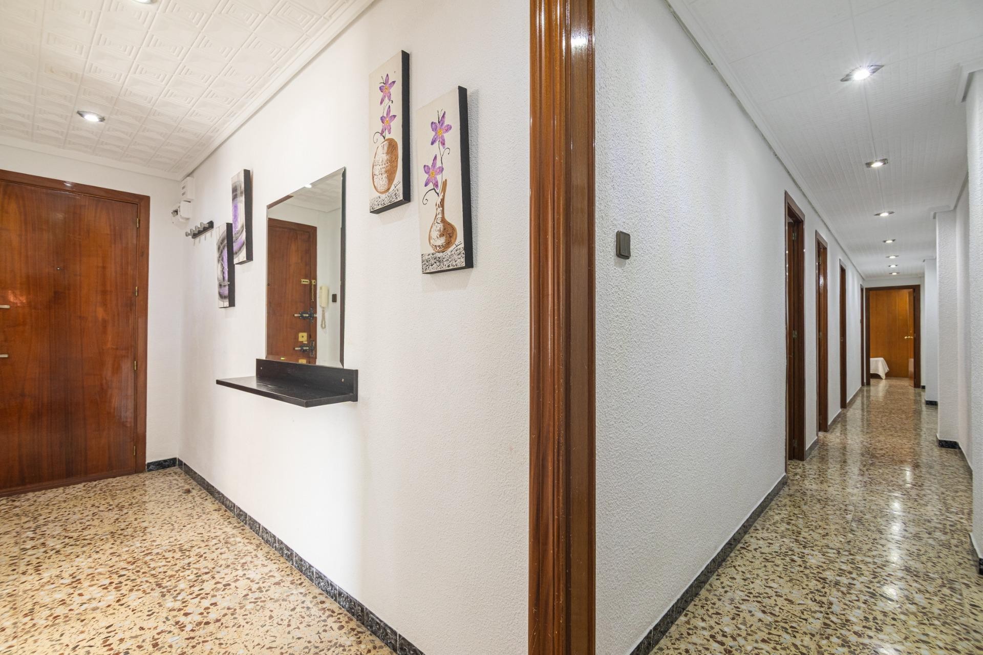 Resale - Apartment / flat - Elche - Plaza Crevillente-Juzgados