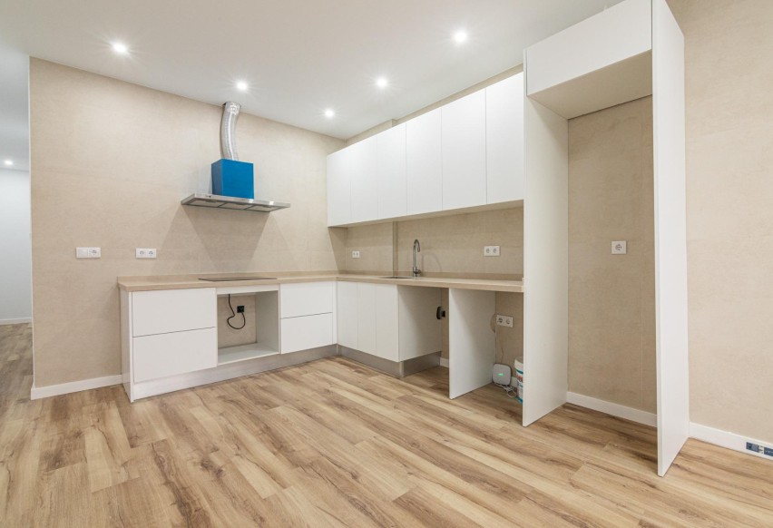 Resale - Apartment / flat - Elche - Plaza Crevillente-Juzgados