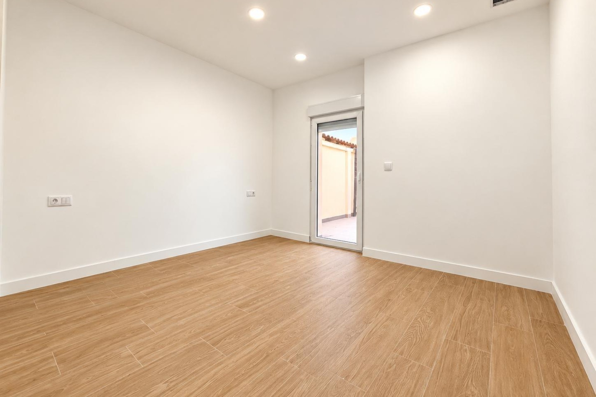 Resale - Apartment / flat - Elche - Plaza Crevillente-Juzgados