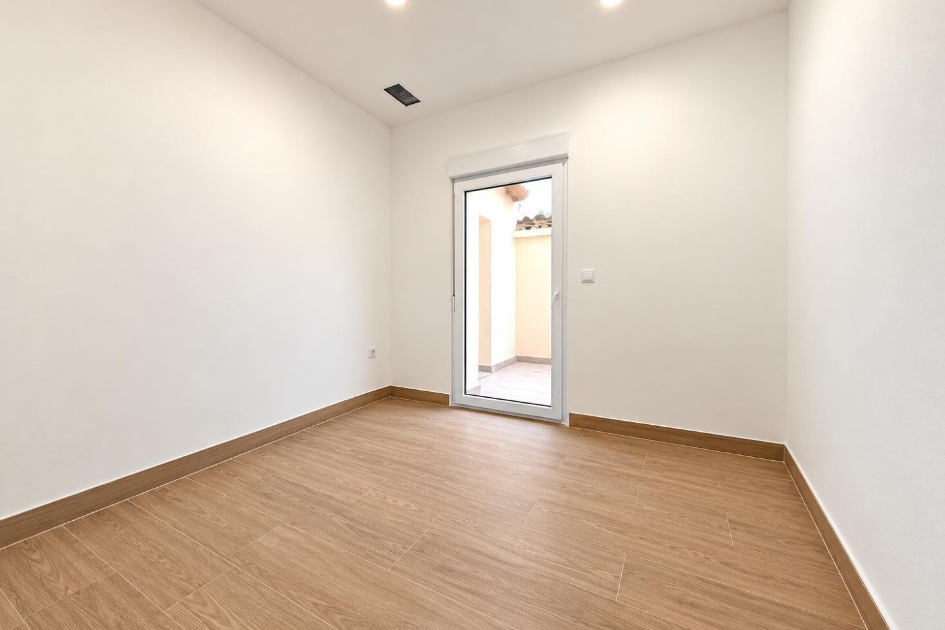 Resale - Apartment / flat - Elche - Plaza Crevillente-Juzgados