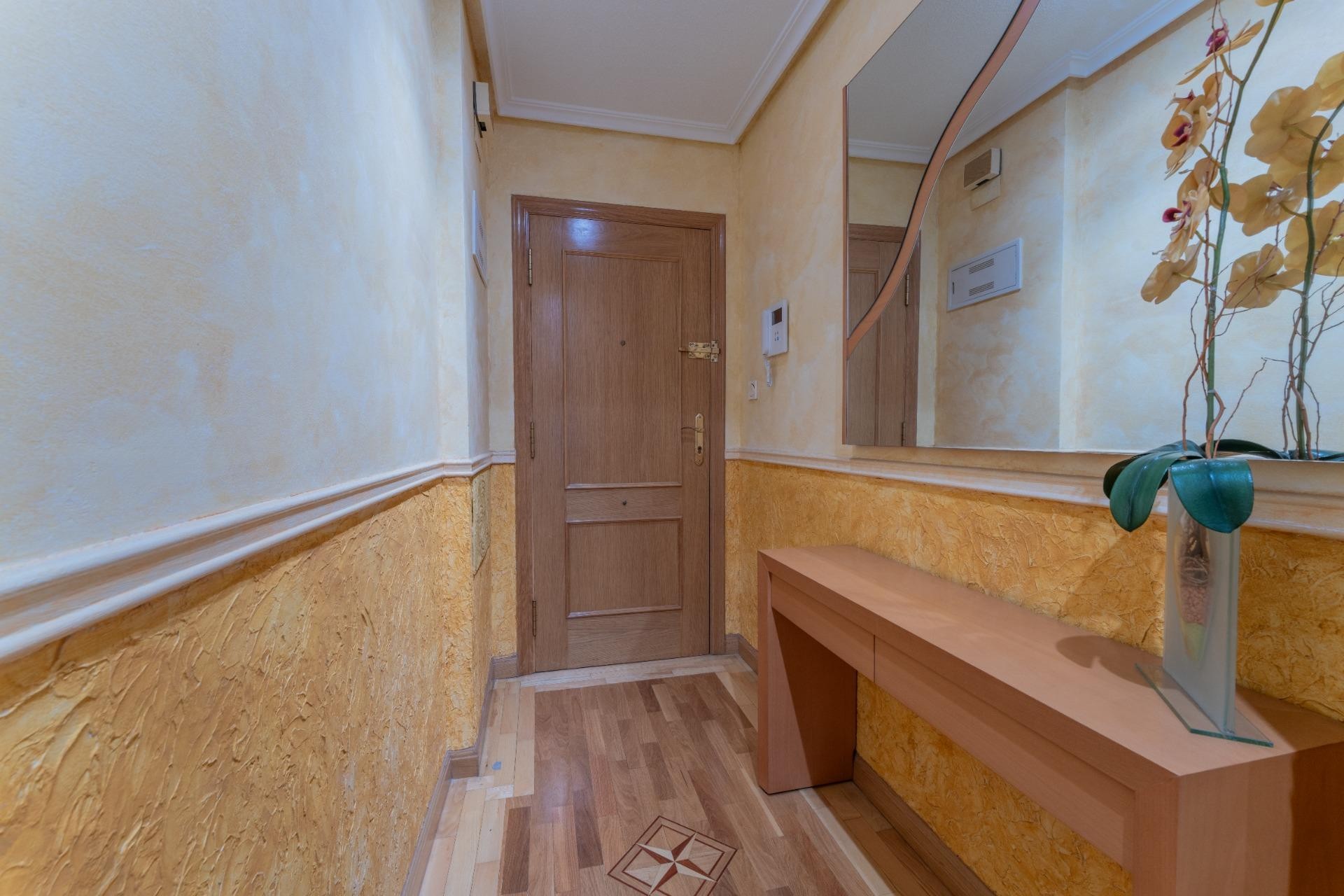 Resale - Apartment / flat - Elche - Plaza Crevillente-Juzgados