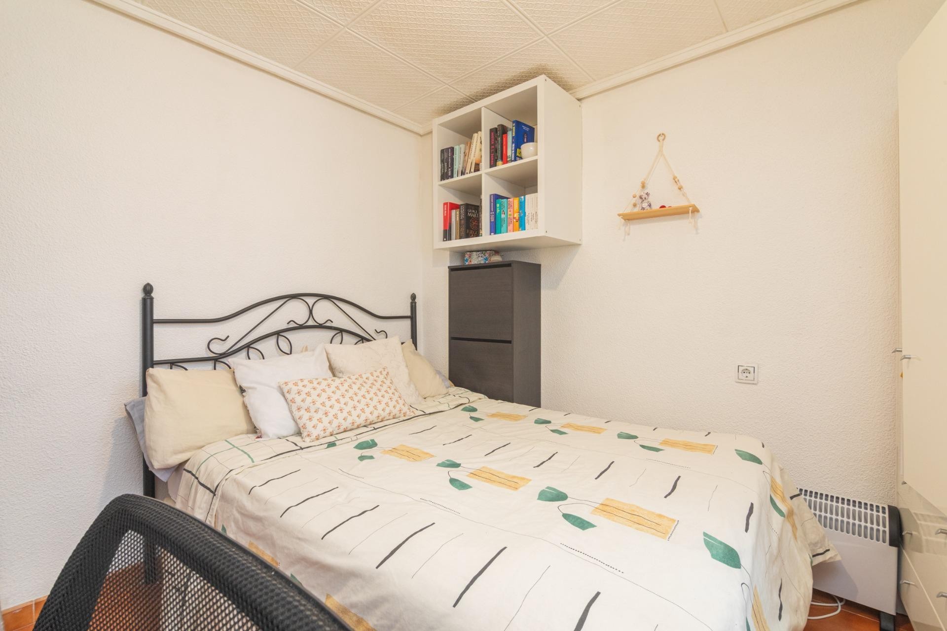 Resale - Apartment / flat - Elche - Plaza Crevillente-Juzgados