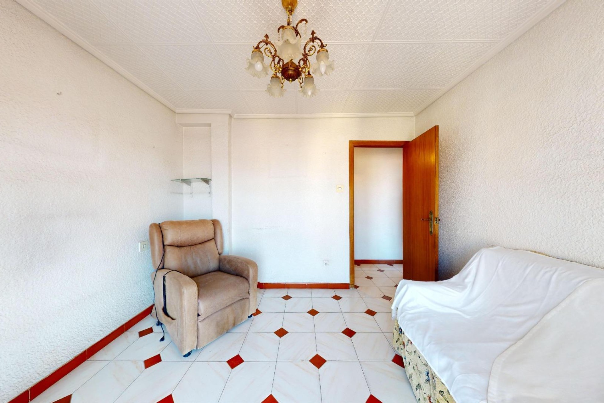 Resale - Apartment / flat - Elche - Plaza Crevillente