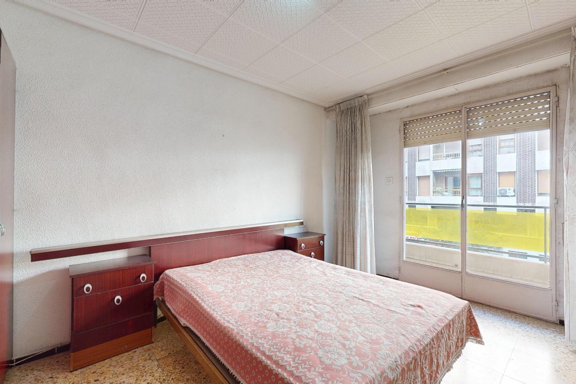 Resale - Apartment / flat - Elche - Plaza Crevillente