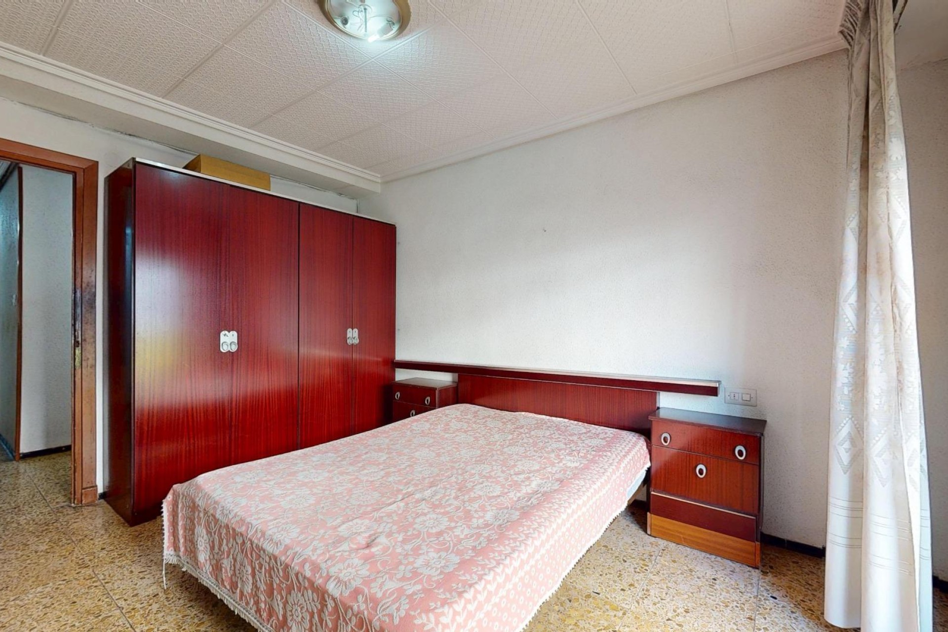 Resale - Apartment / flat - Elche - Plaza Crevillente