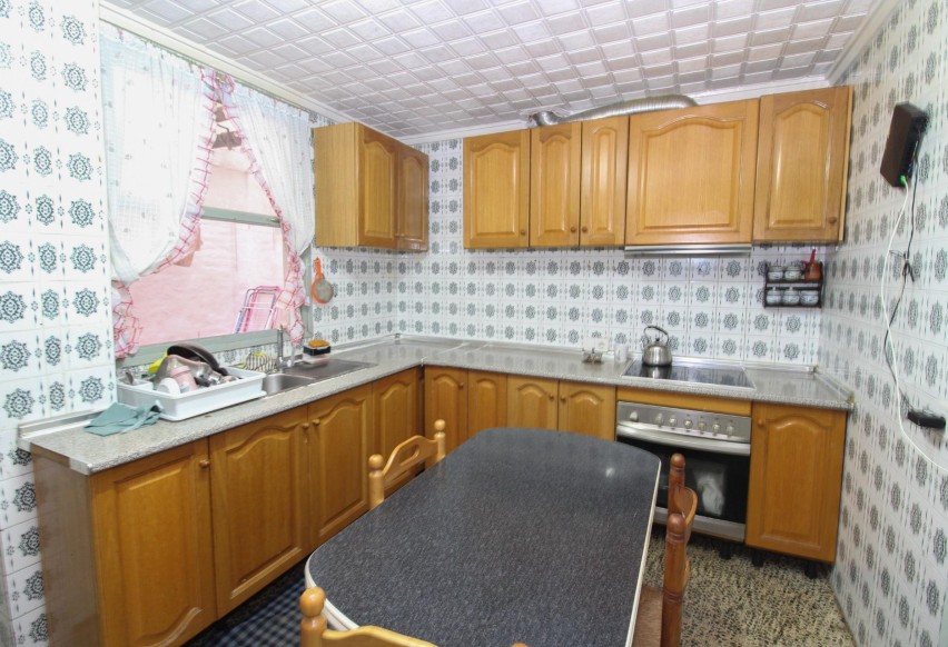 Resale - Apartment / flat - Elche - Plaza Crevillente