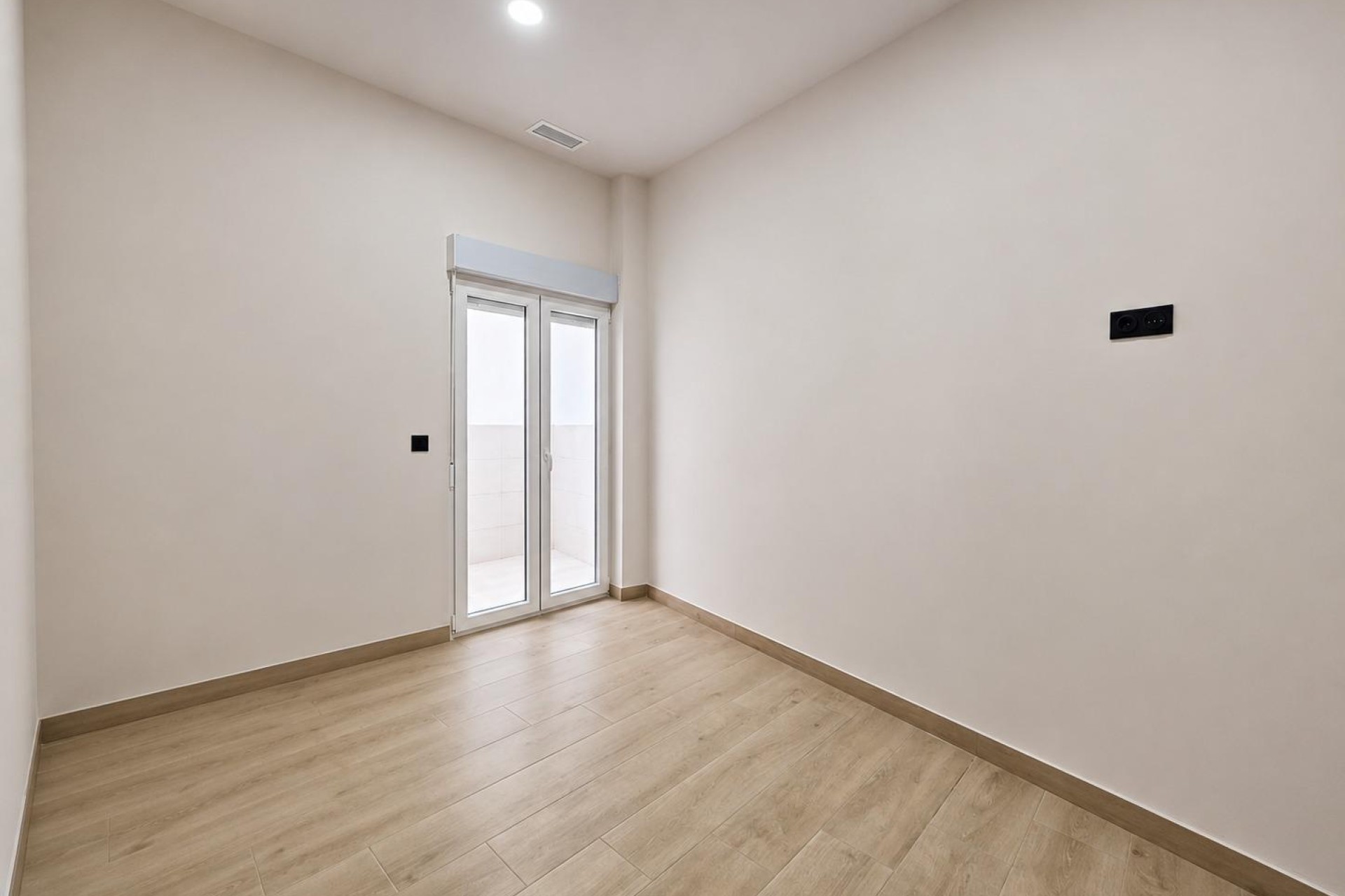 Resale - Apartment / flat - Elche - Plaza Madrid